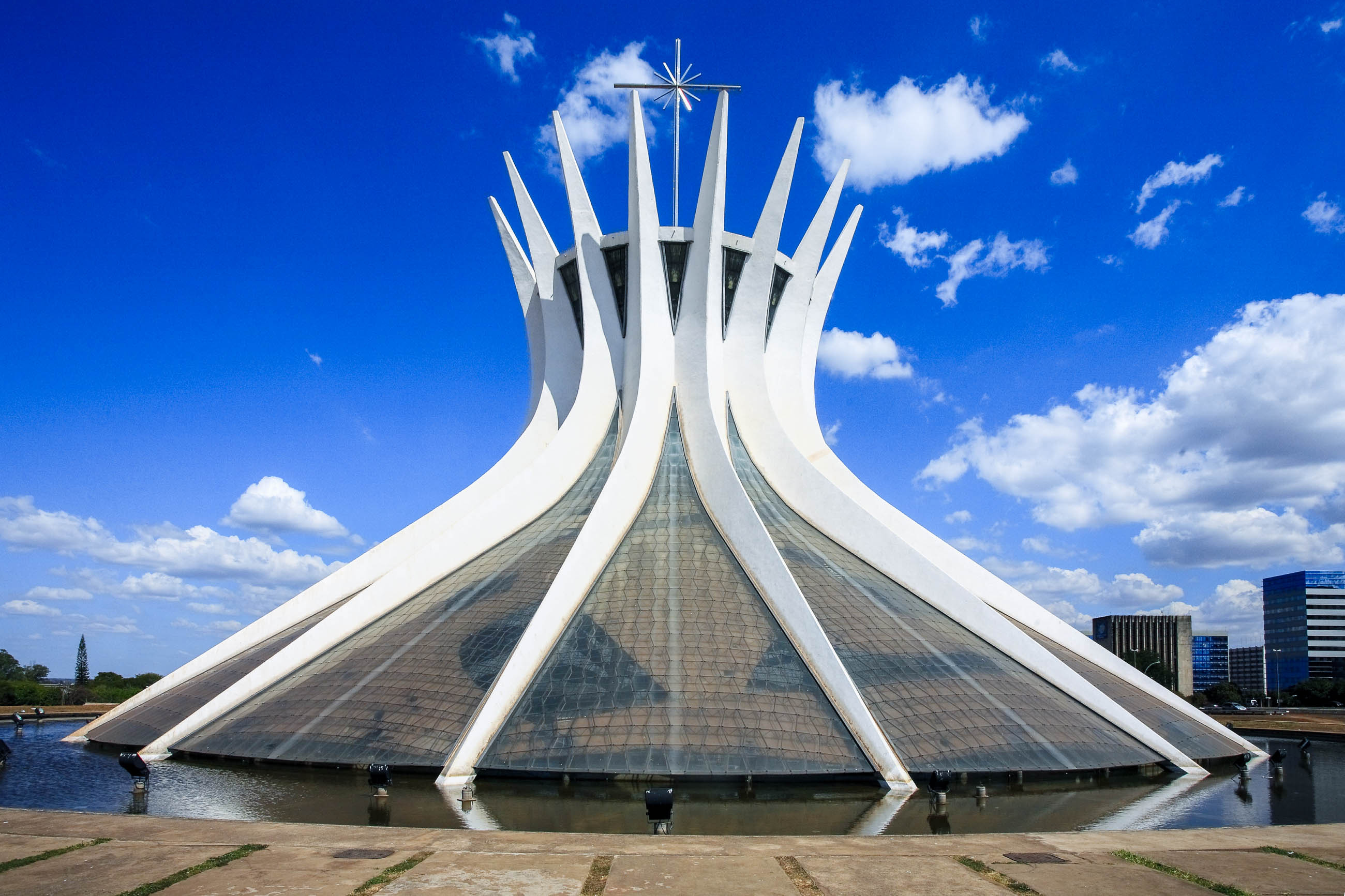 Catedral Metropolitana, Brasilia Brazil, Frank's Travelbox, Architectural photography, 2600x1740 HD Desktop