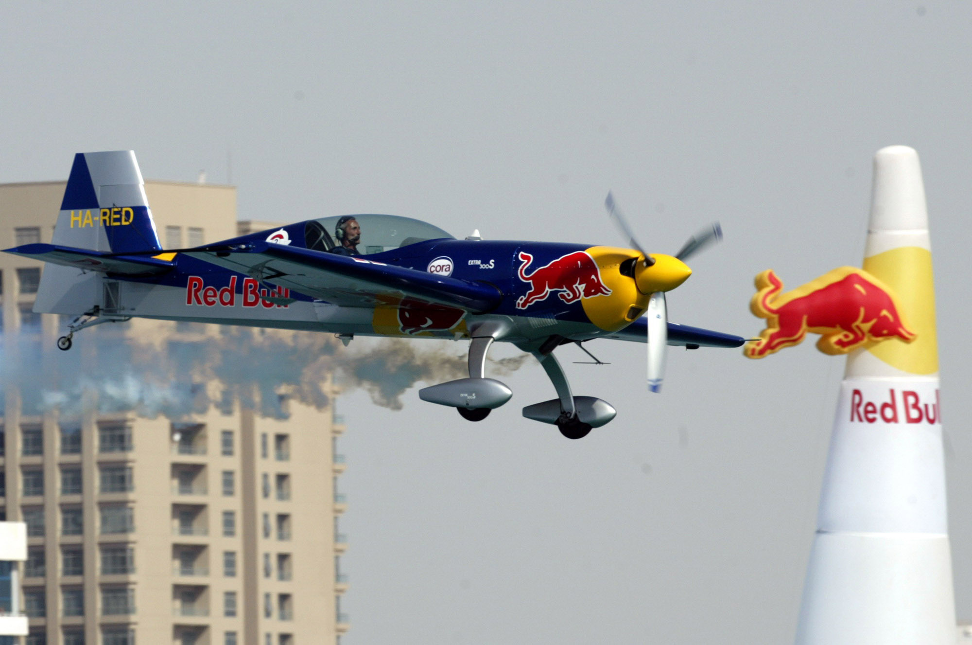 Air Racing: Red Bull Air Race, 'Heavier-than-air' airplanes motorsport. 2000x1330 HD Wallpaper.