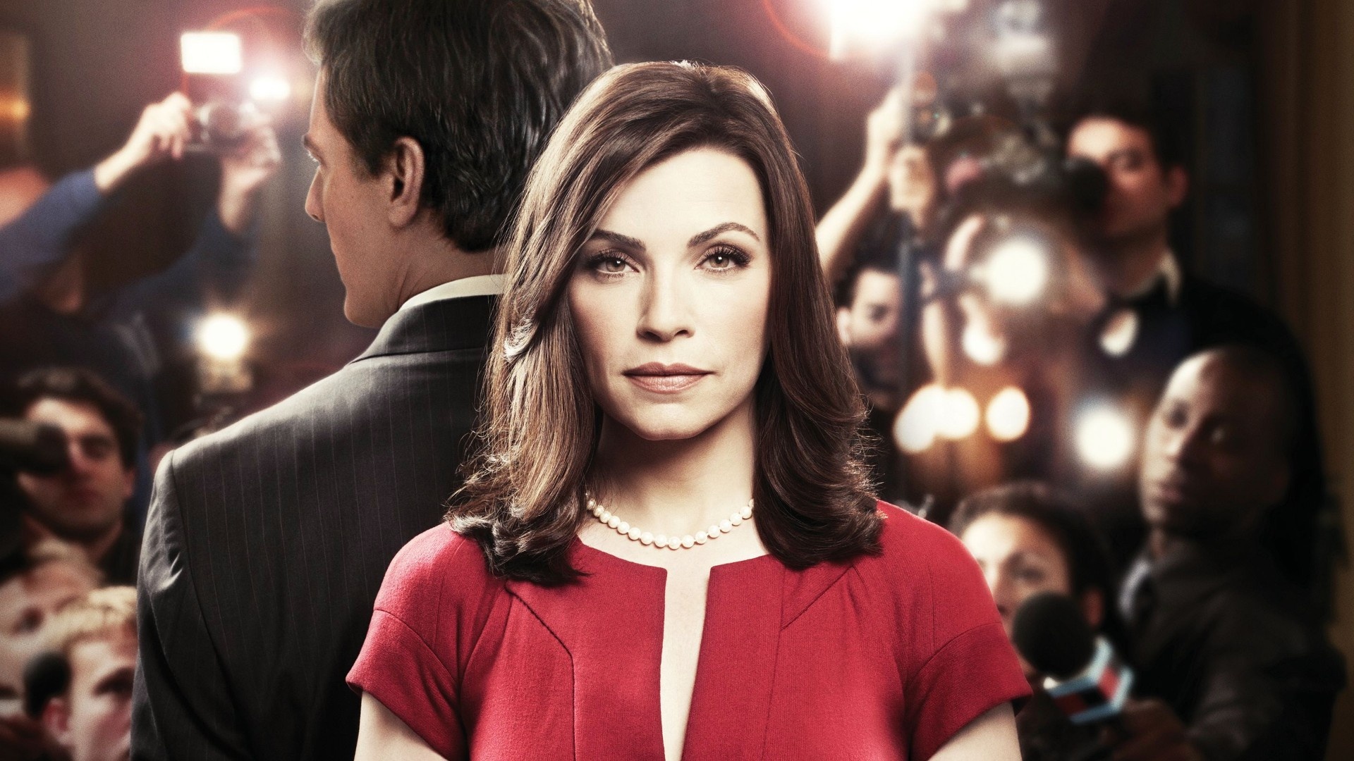 The Good Wife (TV Series): A drama starring Emmy Award winner Julianna Margulies, Portrayal of a strong, complex woman on television series. 1920x1080 Full HD Wallpaper.