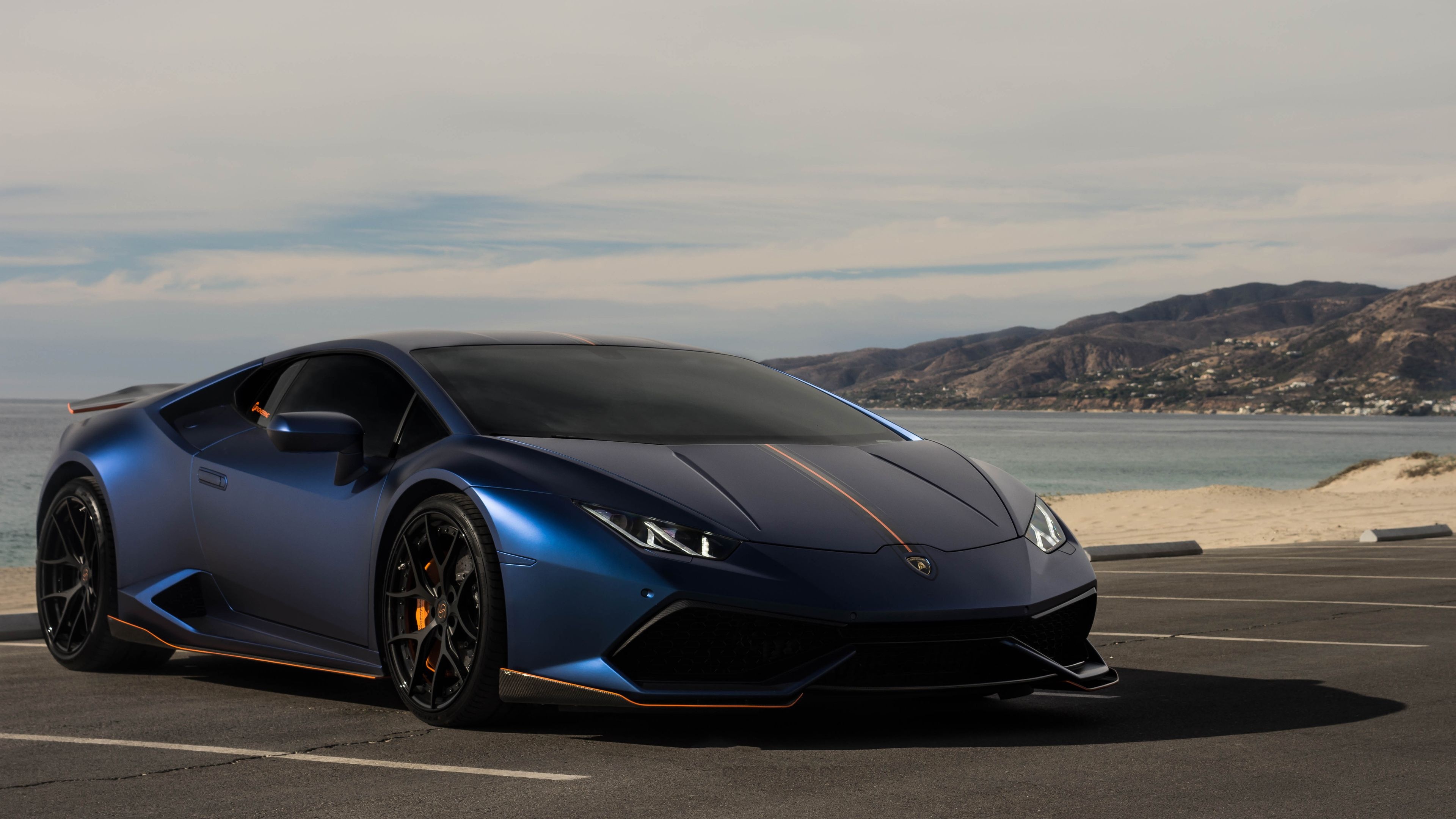 Lamborghini Huracan, 4K wallpapers, Exquisite details, Car enthusiasts' delight, 3840x2160 4K Desktop