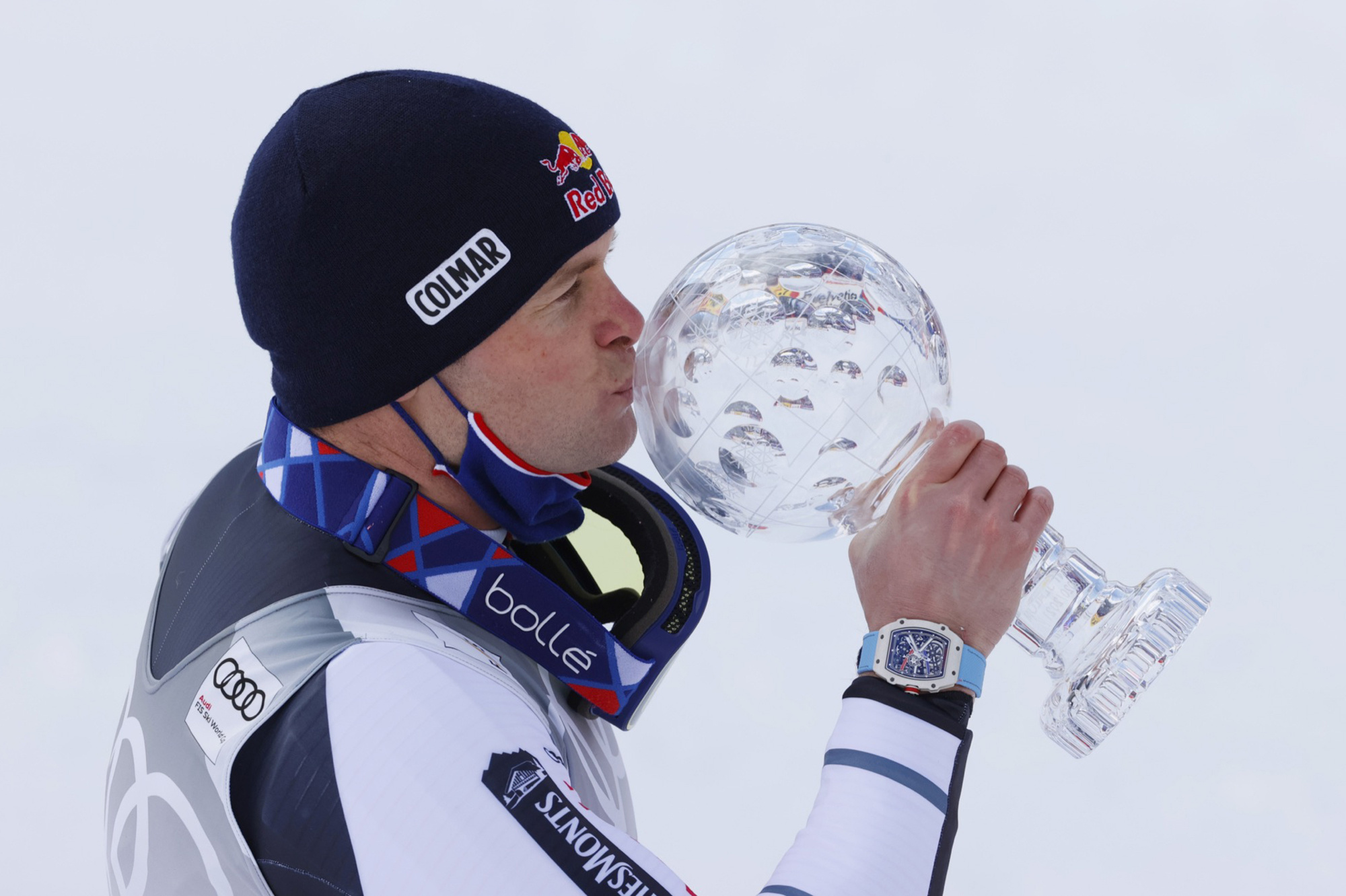 Alexis Pinturault, Alpine skiing success, World Cup victory, French achievement, 2000x1340 HD Desktop