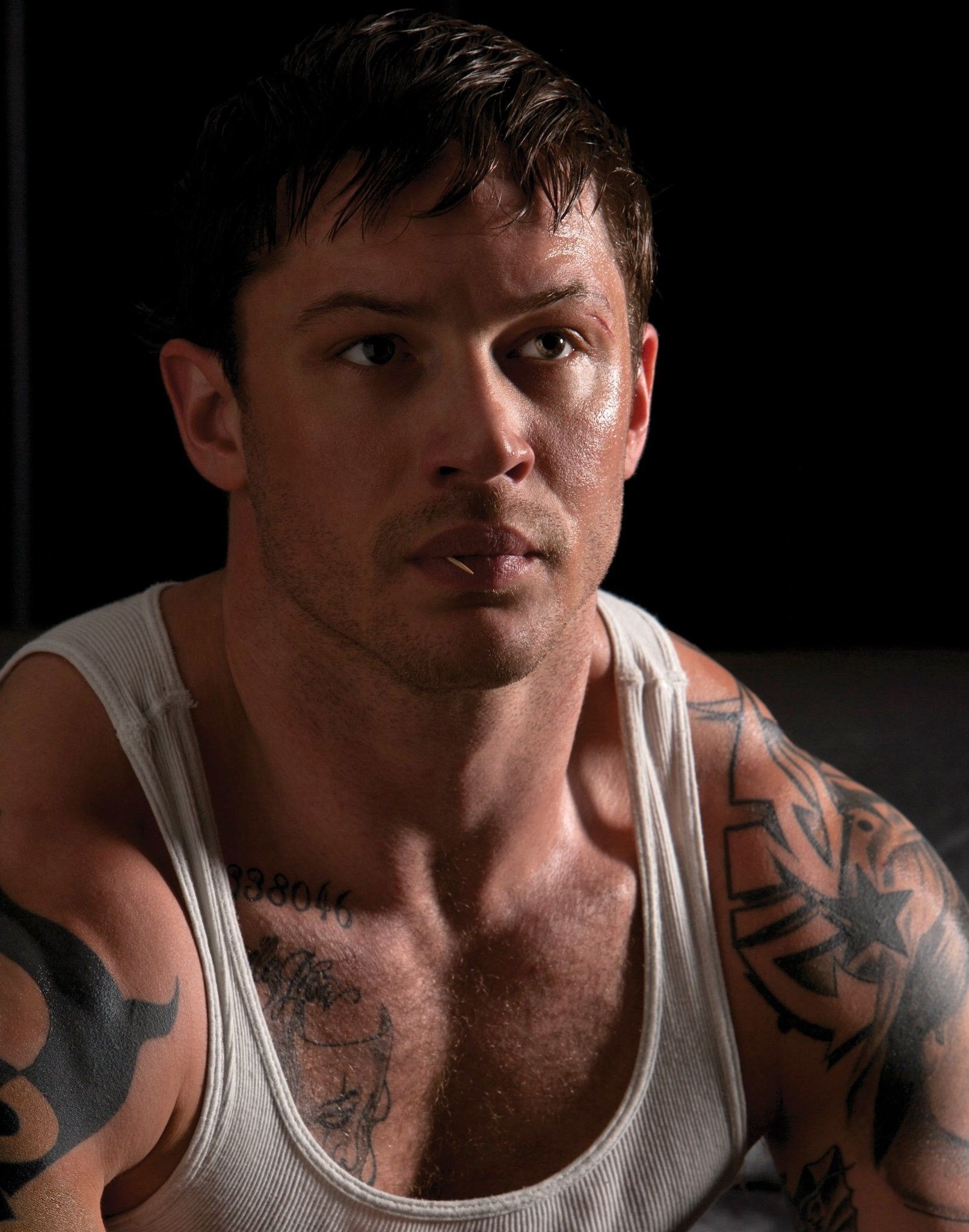 Tom Hardy Warrior, Top backgrounds, Strength, 1620x2050 HD Phone