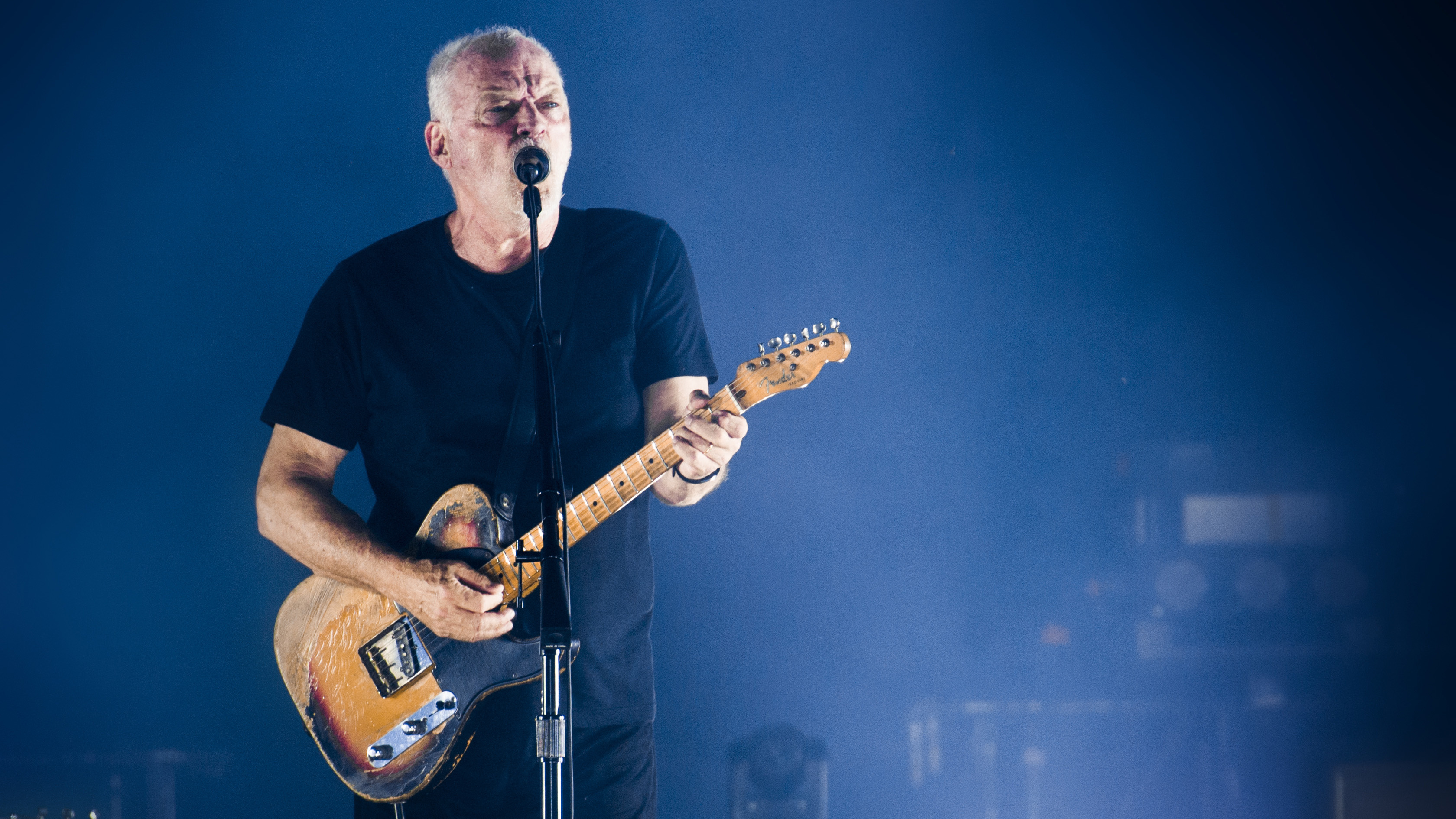 David Gilmour, Pink Floyd reunion possibility, Music legend's ambitions, Musical comeback, 3360x1890 HD Desktop