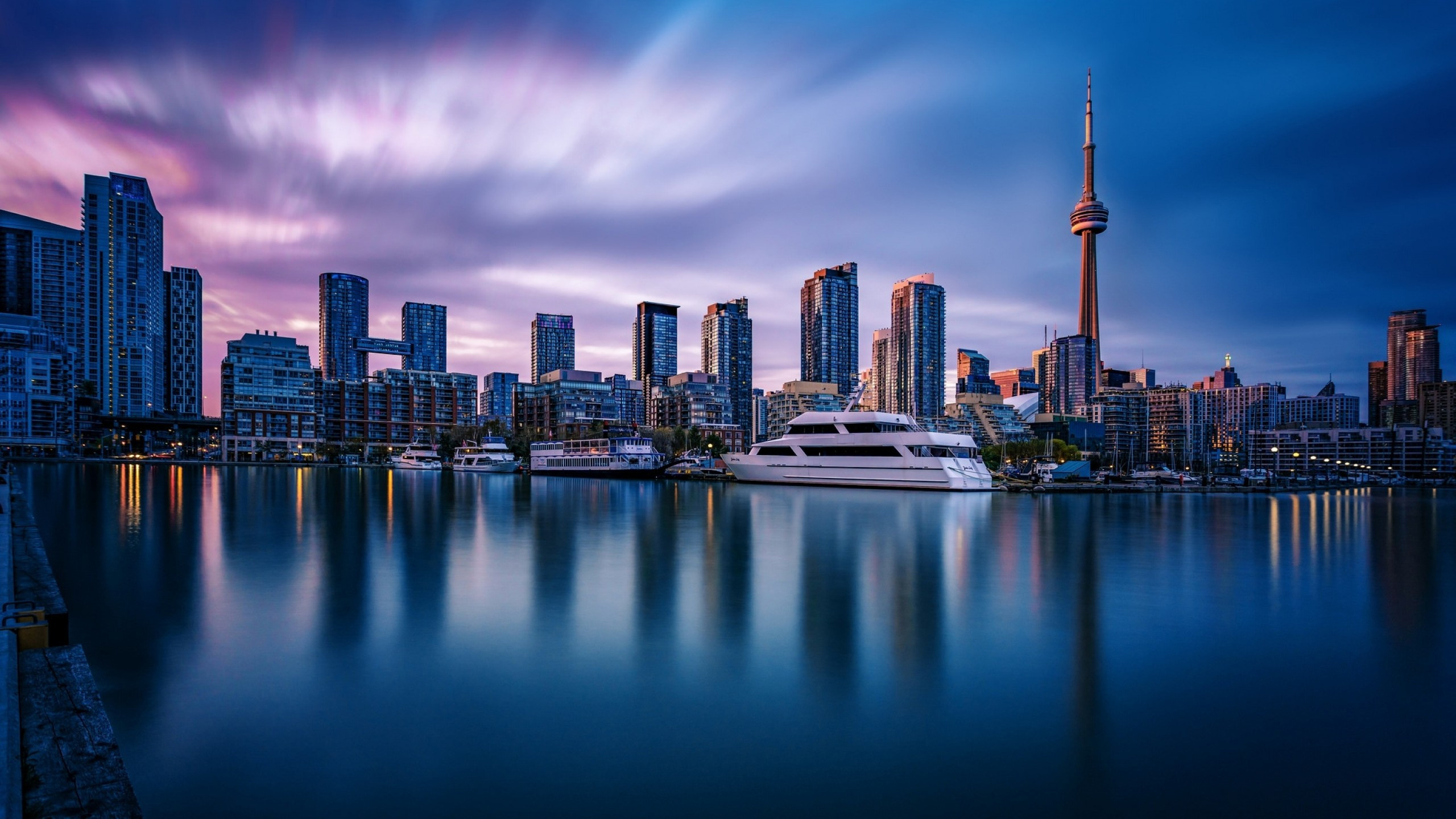 Lake Ontario, Toronto cityscape, Urban wallpapers, Canadian beauty, 2560x1440 HD Desktop