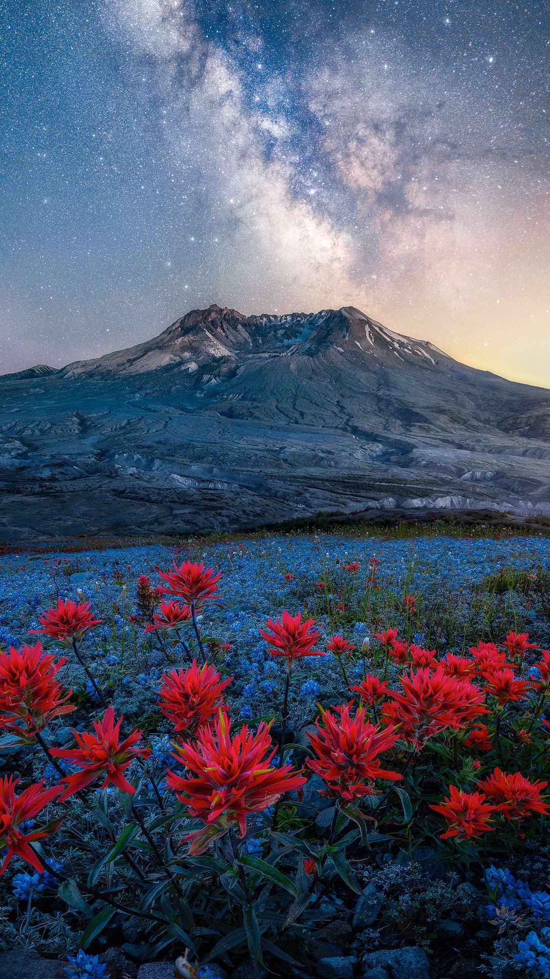 Mount St. Helens, Captivating wallpapers, Stunning backgrounds, HD images, 1130x2000 HD Phone