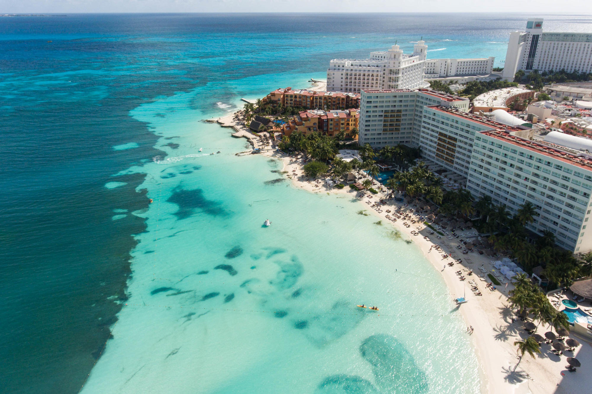 Cancun vs Cozumel, Mexican destinations, Choosing the right vacation, Beach getaways, 2000x1340 HD Desktop