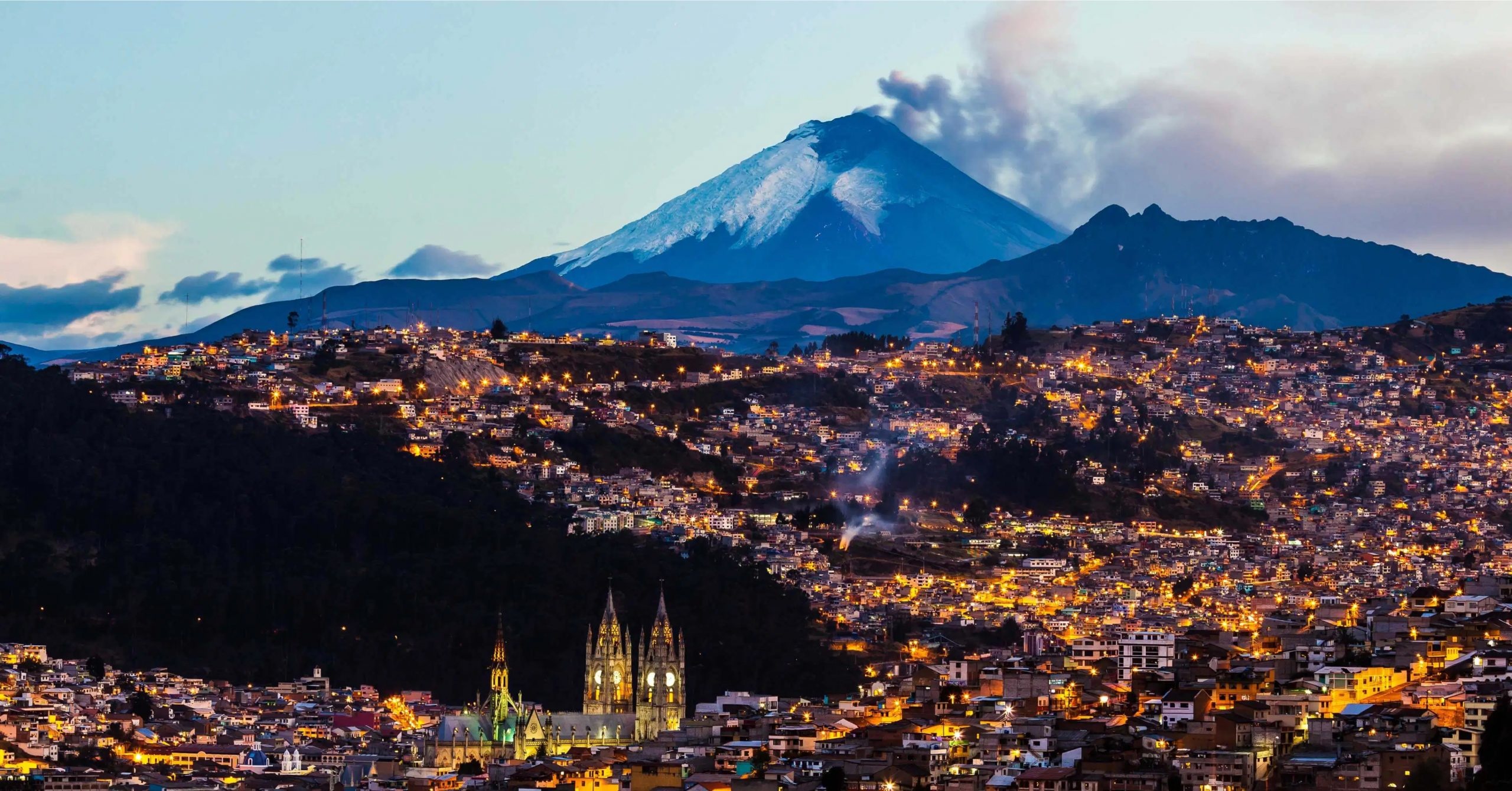 Quito, Study abroad, Easy espaol, 2560x1340 HD Desktop