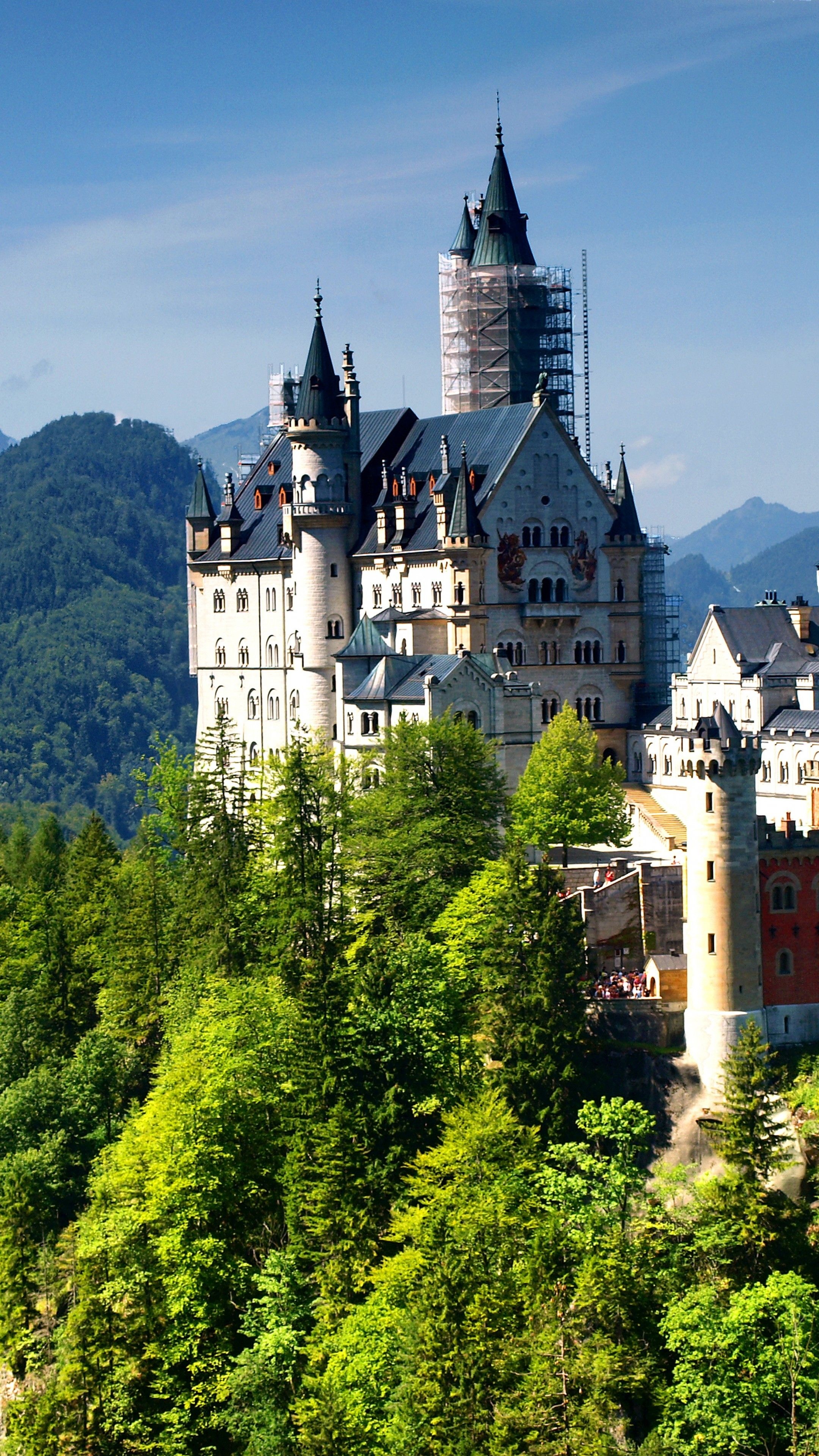 Castle: The private fortified residence of King Ludwig II of Bavaria. 2160x3840 4K Wallpaper.