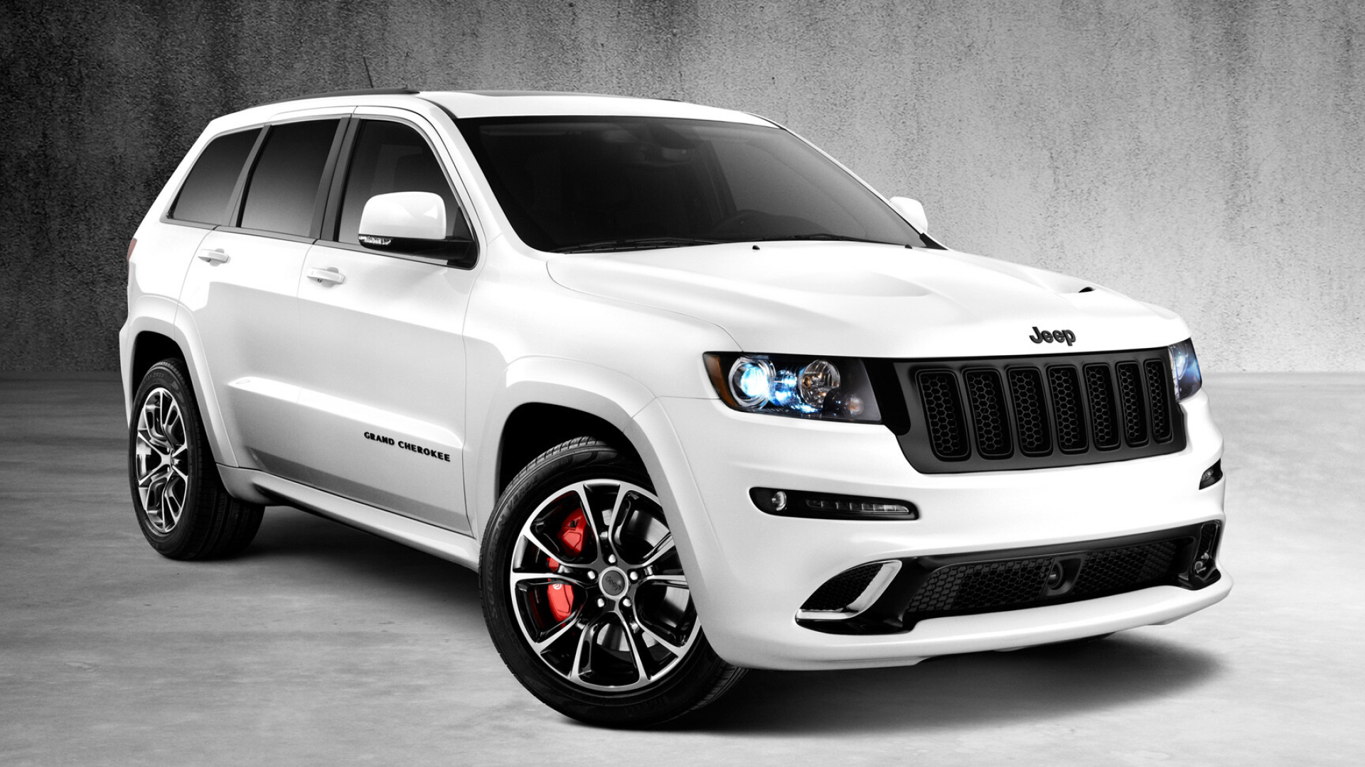 Jeep: The fourth-generation WK2 Grand Cherokee went on sale in the summer of 2010 as a 2011 model. 1920x1080 Full HD Wallpaper.