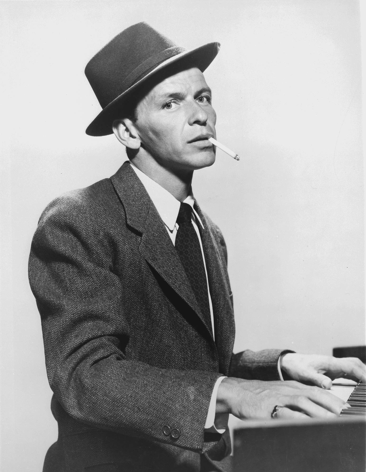 Frank Sinatra, Celebrity vault, Archival print, Piano and cigarette, 1550x1990 HD Phone