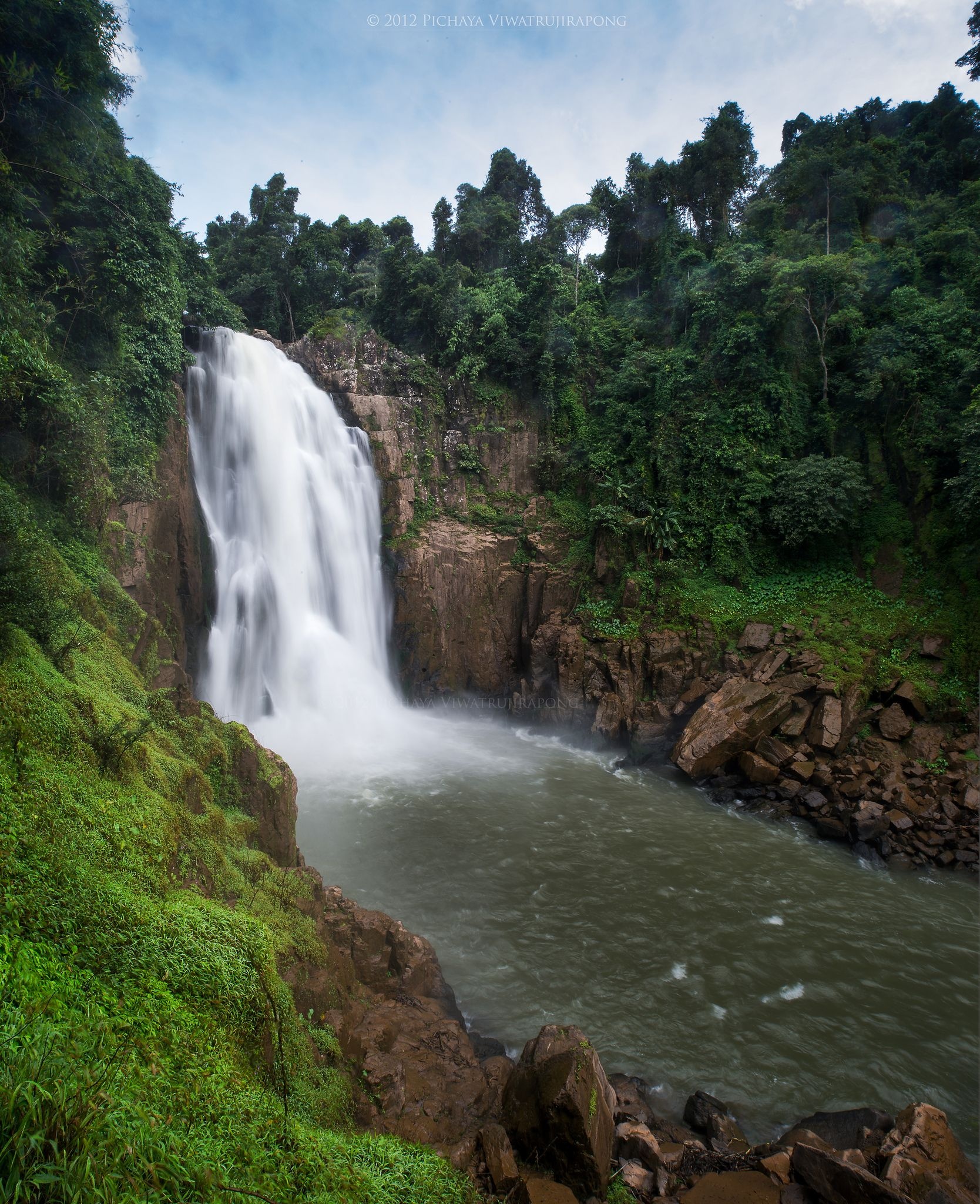 Khao Yai National Park, Amazing nature and waterfalls, 1670x2050 HD Handy