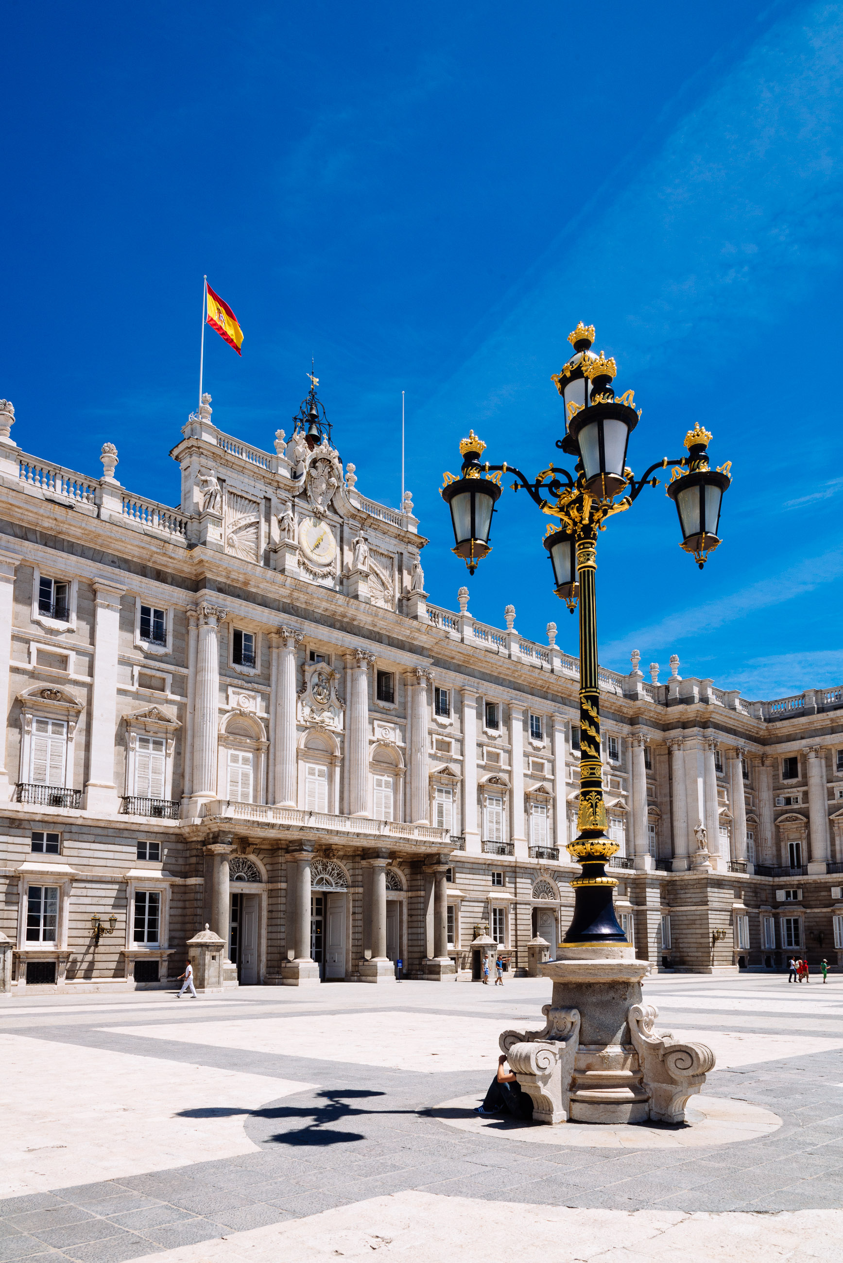 Reisefotografie des Madrider Palastes, 1740x2600 HD Handy