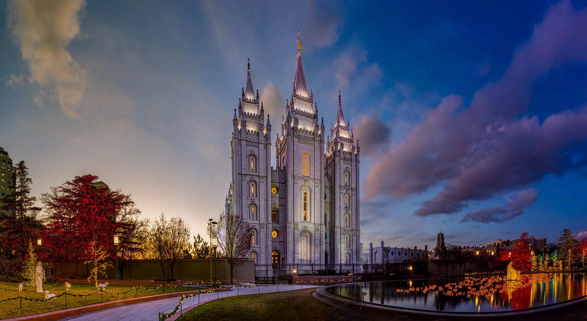 Salt Lake Temple, Salt Lake City, Temple pictures, Christmas lights, 2000x1100 HD Desktop