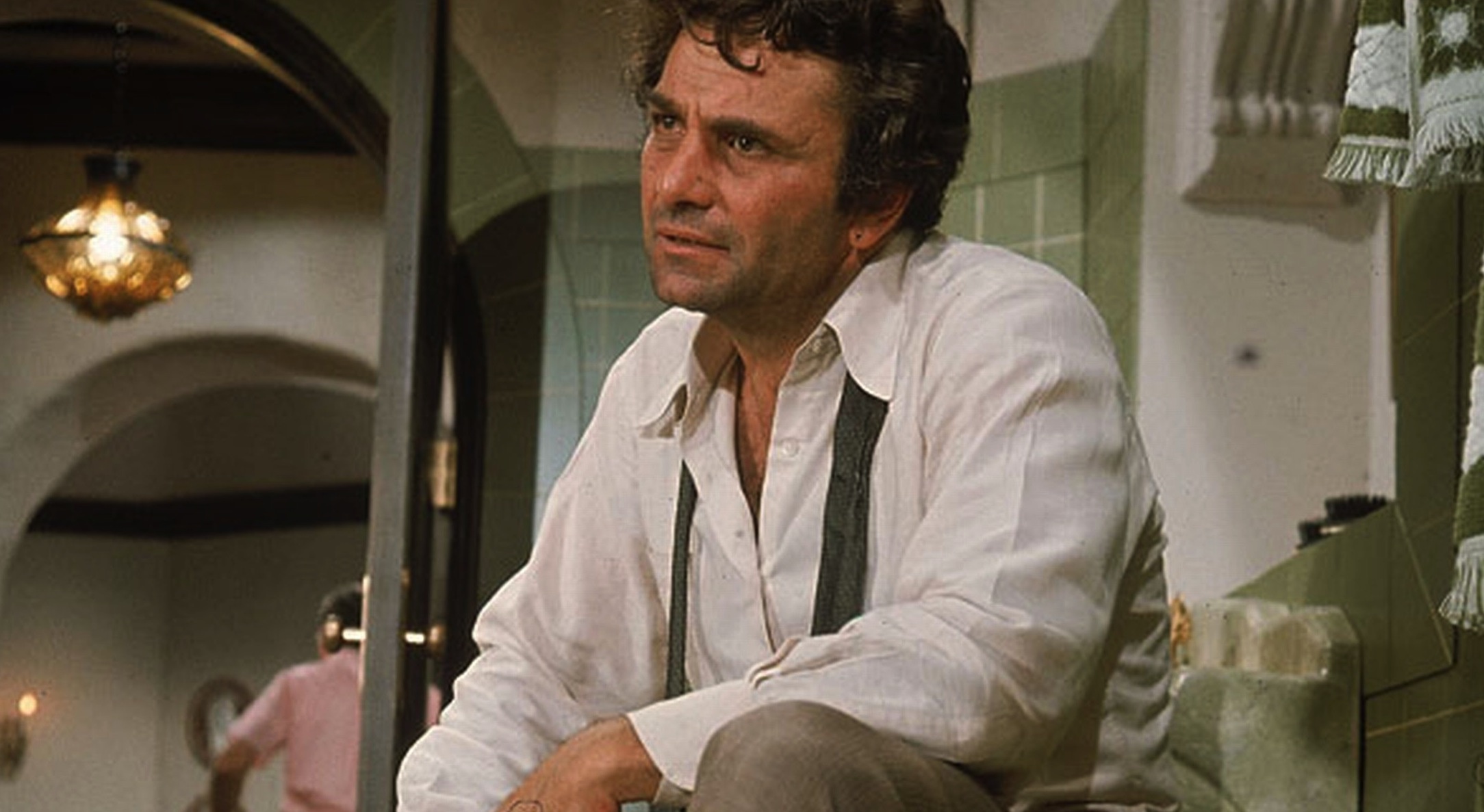 Columbo (Movie): The US series, Peter Falk in the title role, The ramshackle, cigar-chomping LAPD homicide detective. 2170x1190 HD Background.