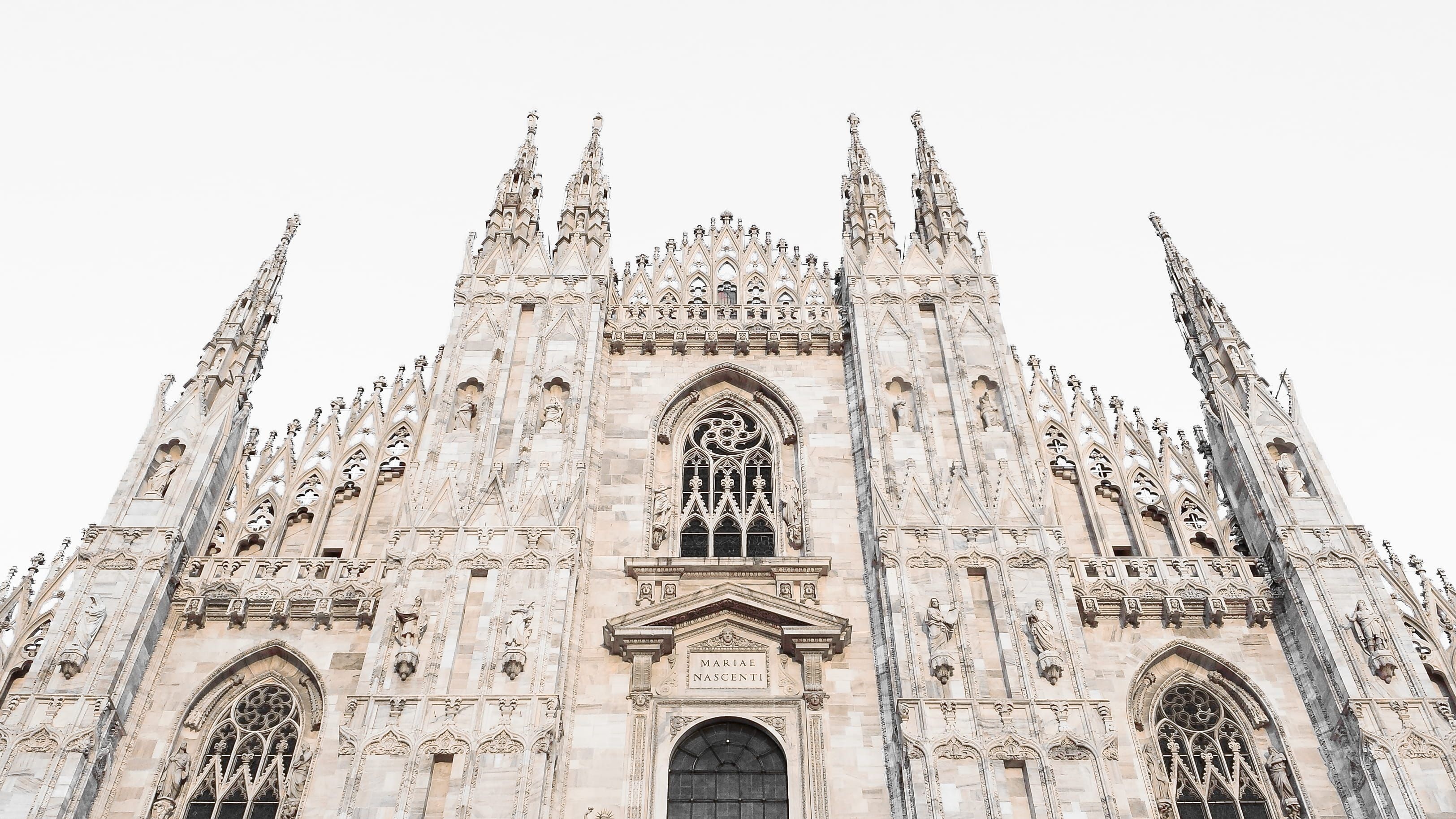 Milan Cathedral, Italy, Dominik Kuhn, Grey walls, 3250x1830 HD Desktop