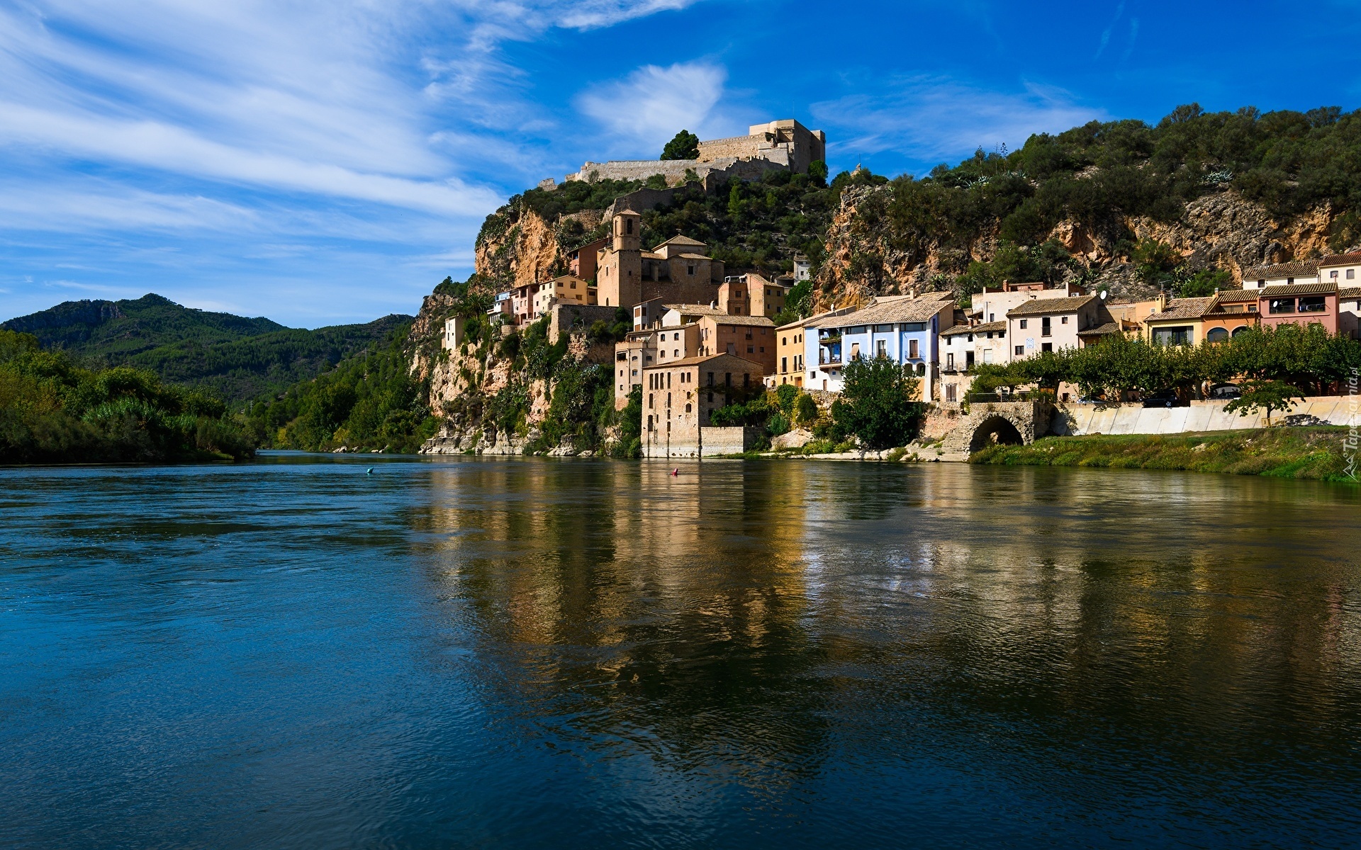 Ebro River, Castillo de Miravet, Spanish fortress, Stunning location, 1920x1200 HD Desktop