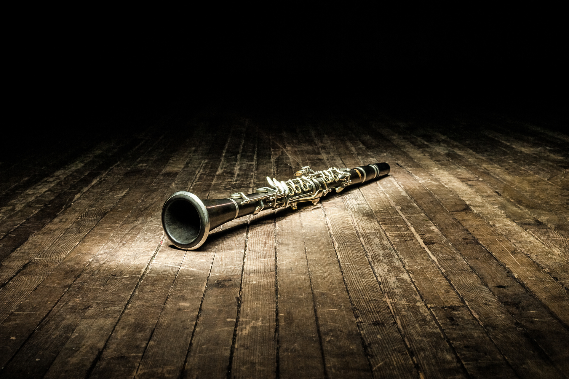 Clarinet: A versatile woodwind instrument, The wooden stage, Deep, melodic sounds. 1920x1280 HD Background.
