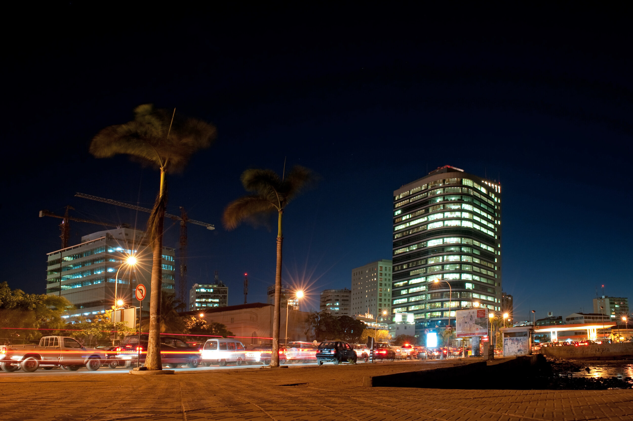 Luanda, Angola, Torres Atlantico Bayview, Luxury accommodation, 2500x1670 HD Desktop