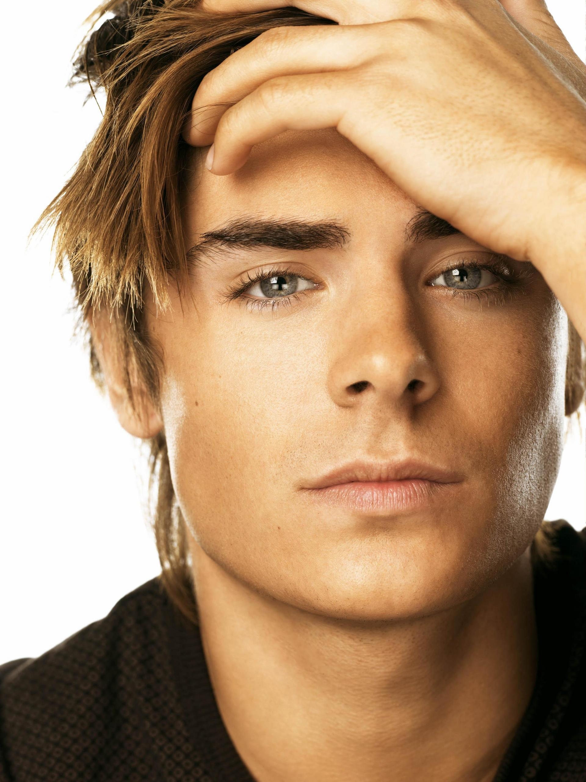 Zac Efron, High-resolution wallpapers, Quality download, Actor images, 1920x2560 HD Handy