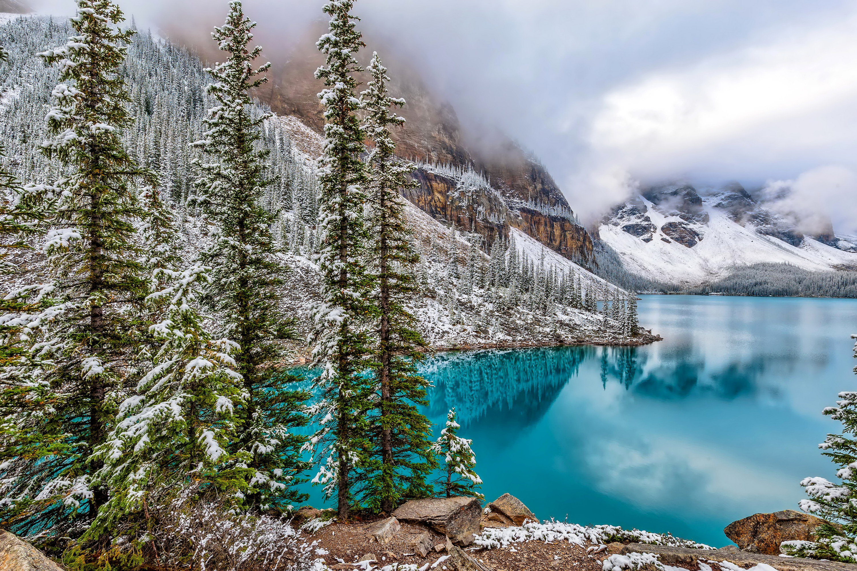 Moraine Lake, Canadian Rockies, Spectacular scenery, Natural wonder, 3000x2000 HD Desktop