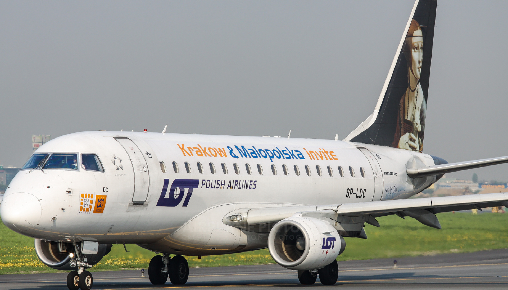 SP-LDC - LOT - Polish Airlines Embraer ERJ-170 170-100 at Warsaw - Frederic Chopin | Photo ID 1165054 1920x1100