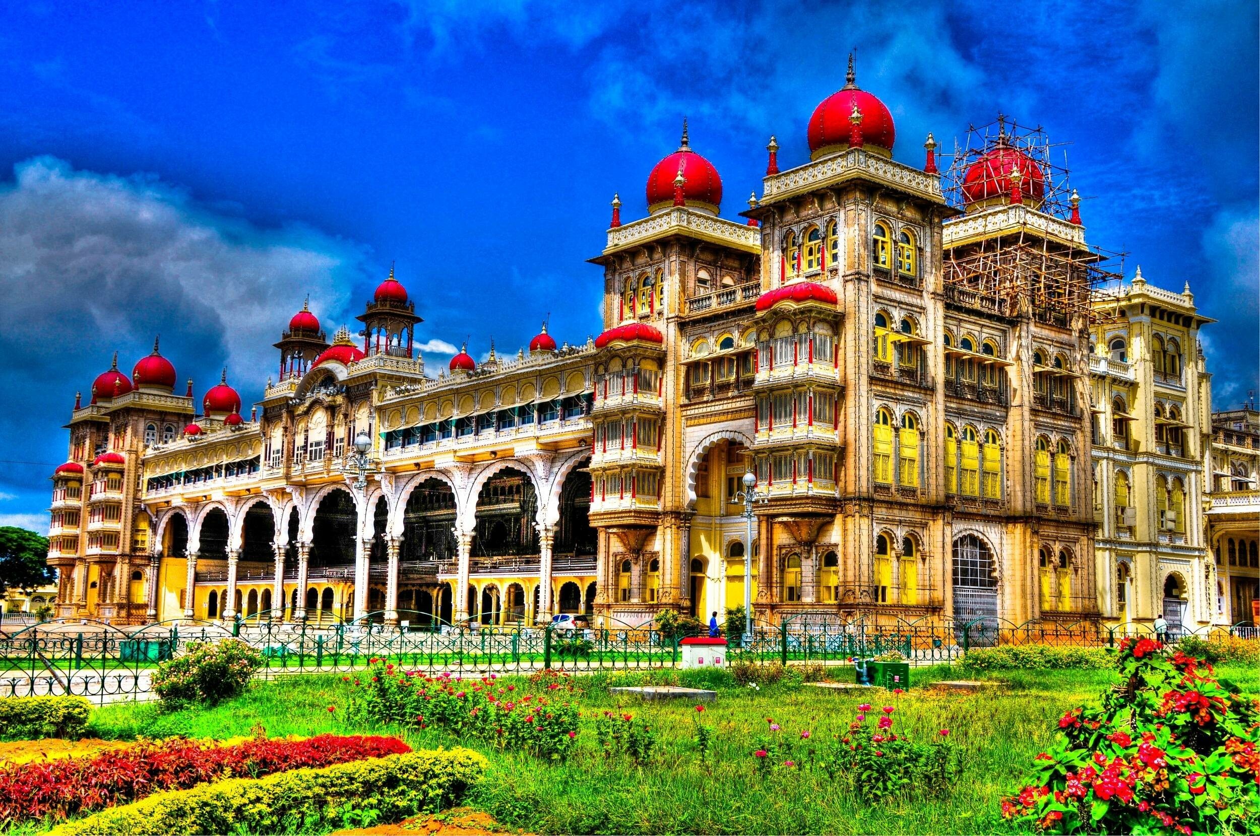 India: Mysore Palace, The official residence of the Wadiyar dynasty and the seat of the Kingdom of Mysore. 2500x1660 HD Wallpaper.