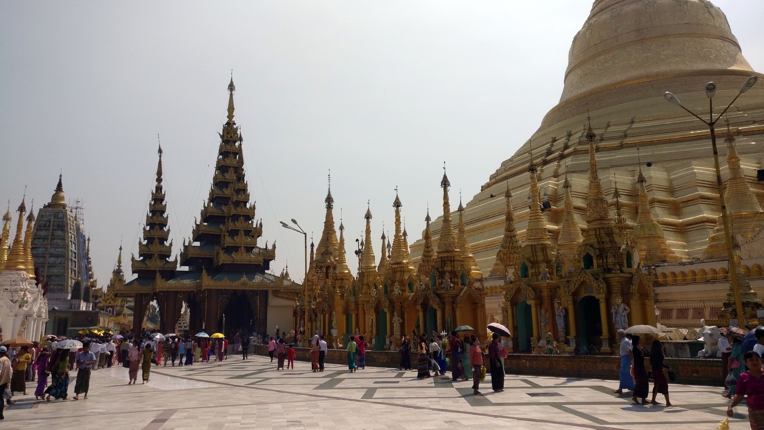 Shwedagon Pagoda, Yangon, Myanmar, Travel destination, 2500x1410 HD Desktop