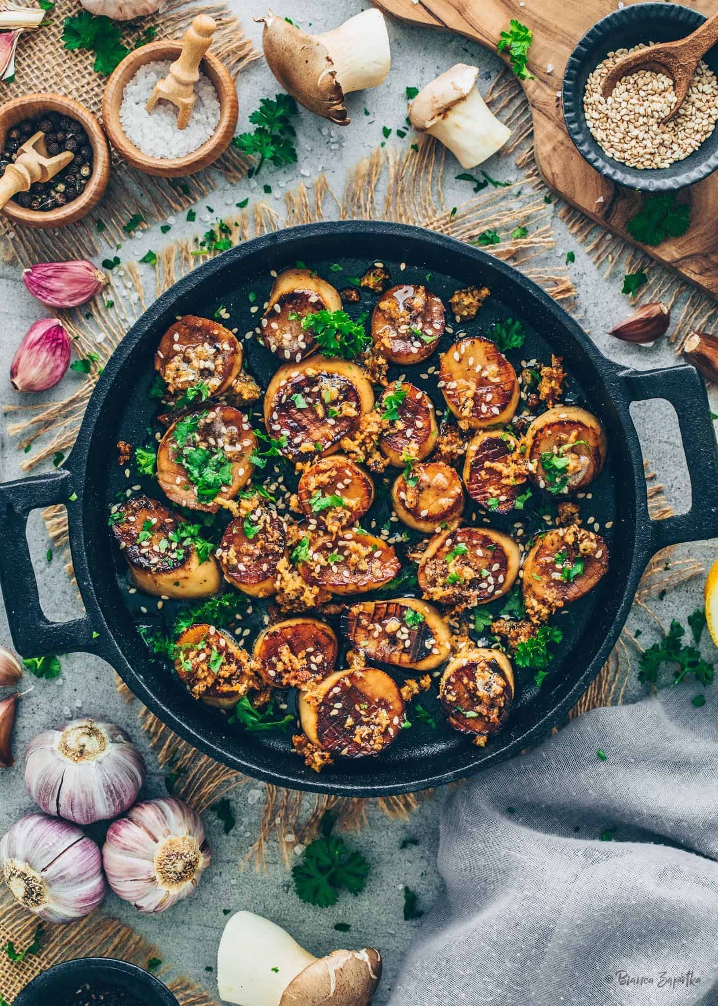 Oyster mushrooms, Vegan scallops, King oyster mushroom, Bianca Zapatka recipes, 1470x2050 HD Handy