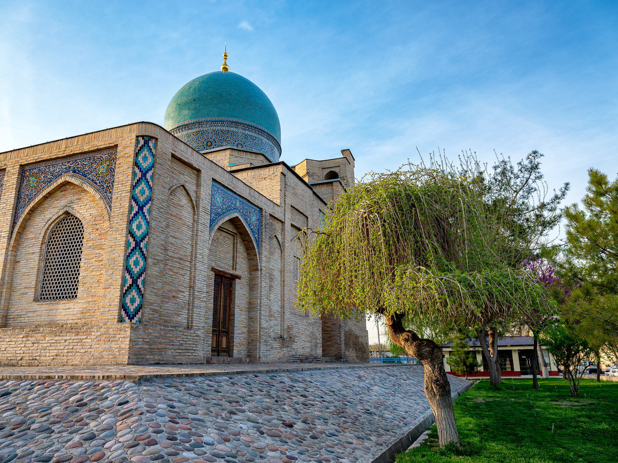 Captivating Tashkent beauty, Uzbekistan photography, Charming landmarks, Traveler's paradise, 2050x1540 HD Desktop