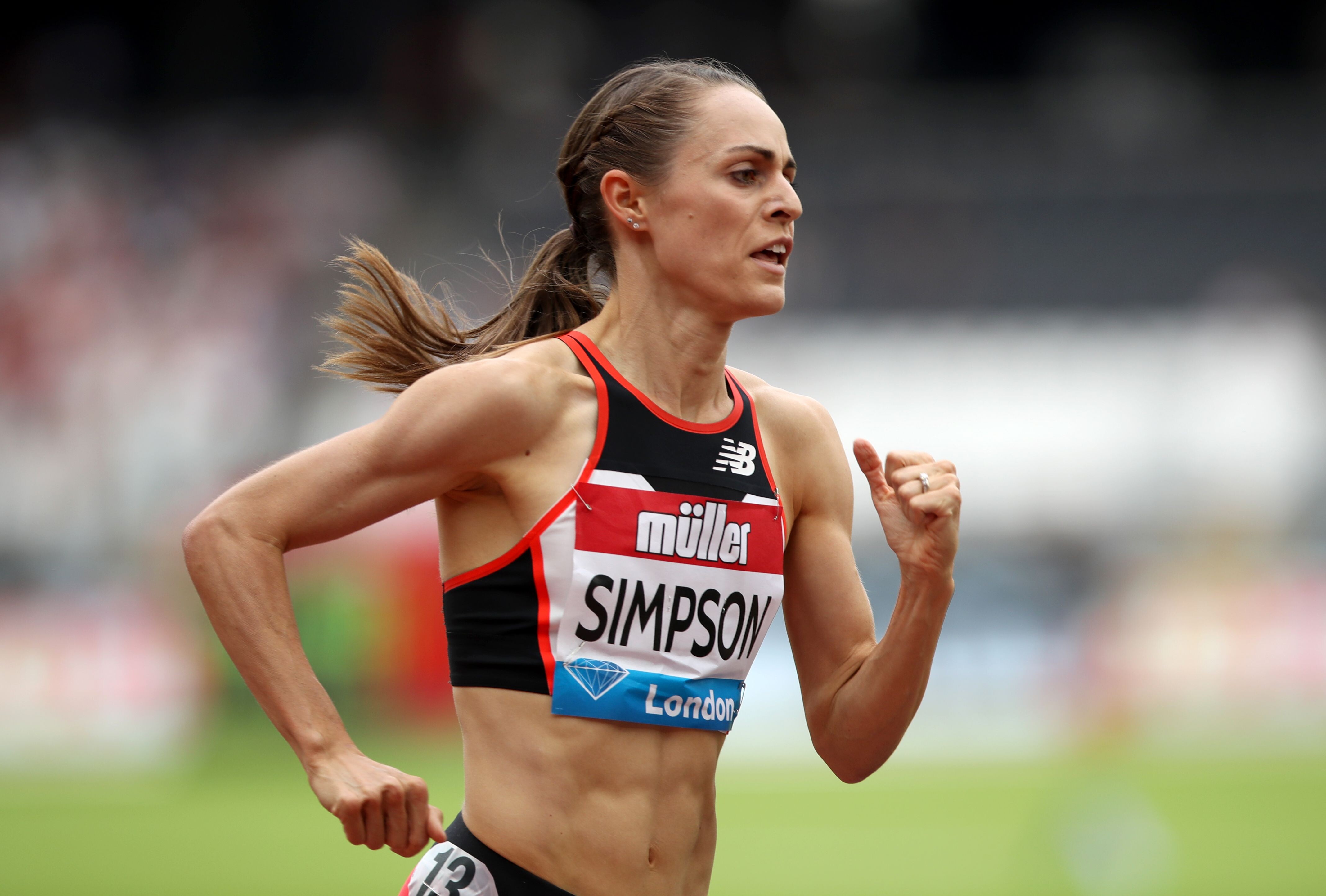 Jennifer Simpson, Fast-paced sprints, Podium aspirations, Winning mentality, 4280x2890 4K Desktop