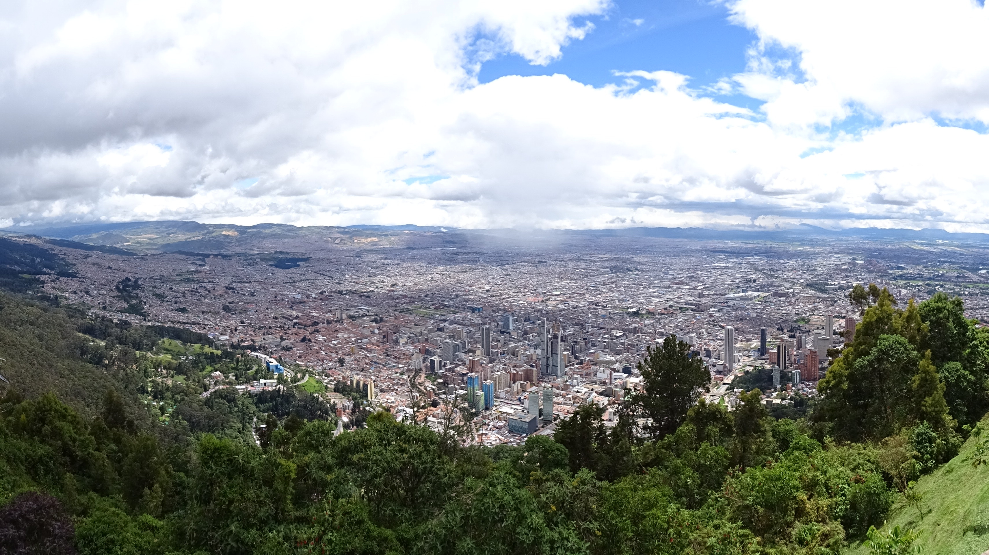 Bogota, Colombia, Karin und bsches reiseblog, Hidden travel gems, 3430x1920 HD Desktop