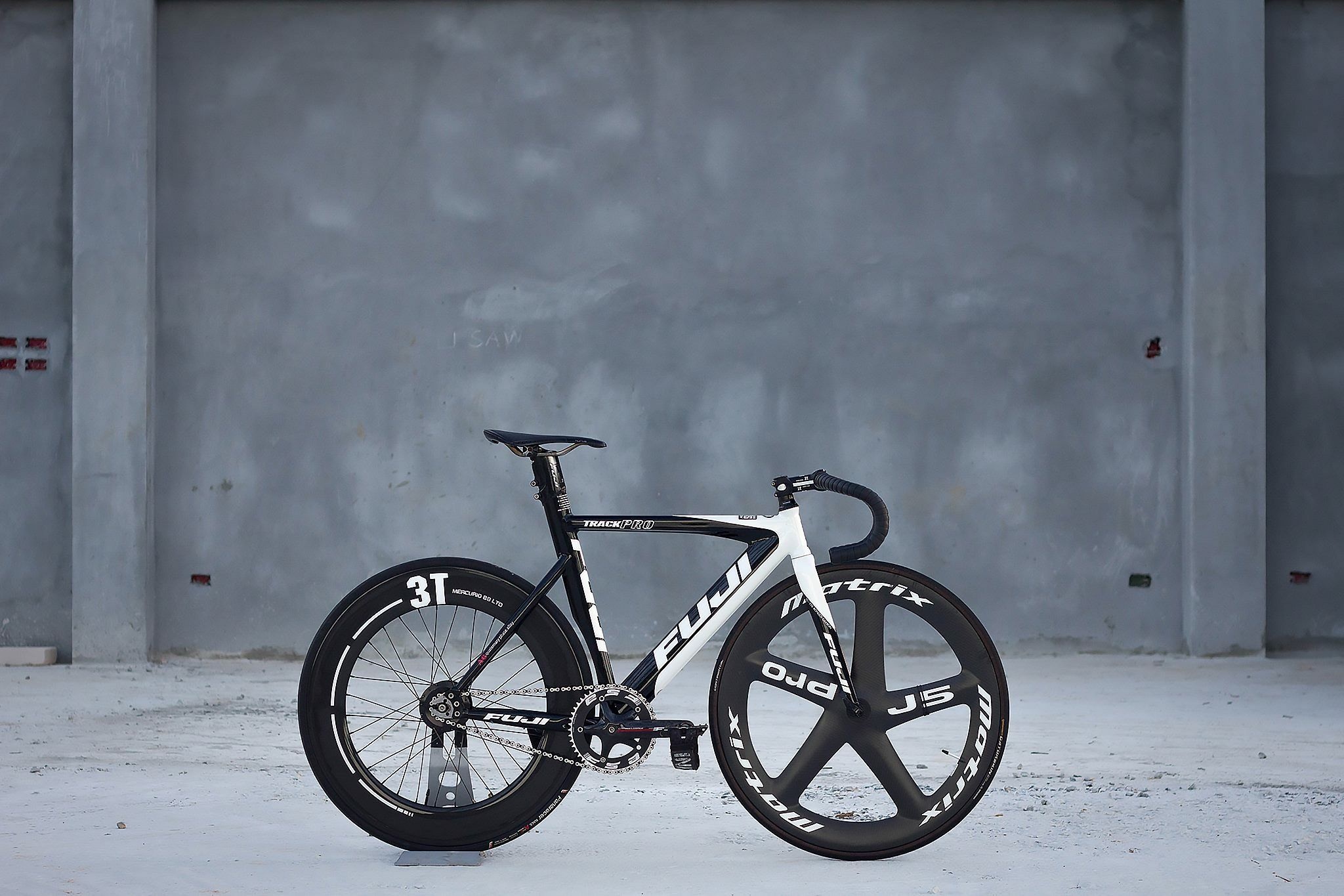 Fuji Bikes, Single-speed bicycle, Bike race, Fun, 2050x1370 HD Desktop