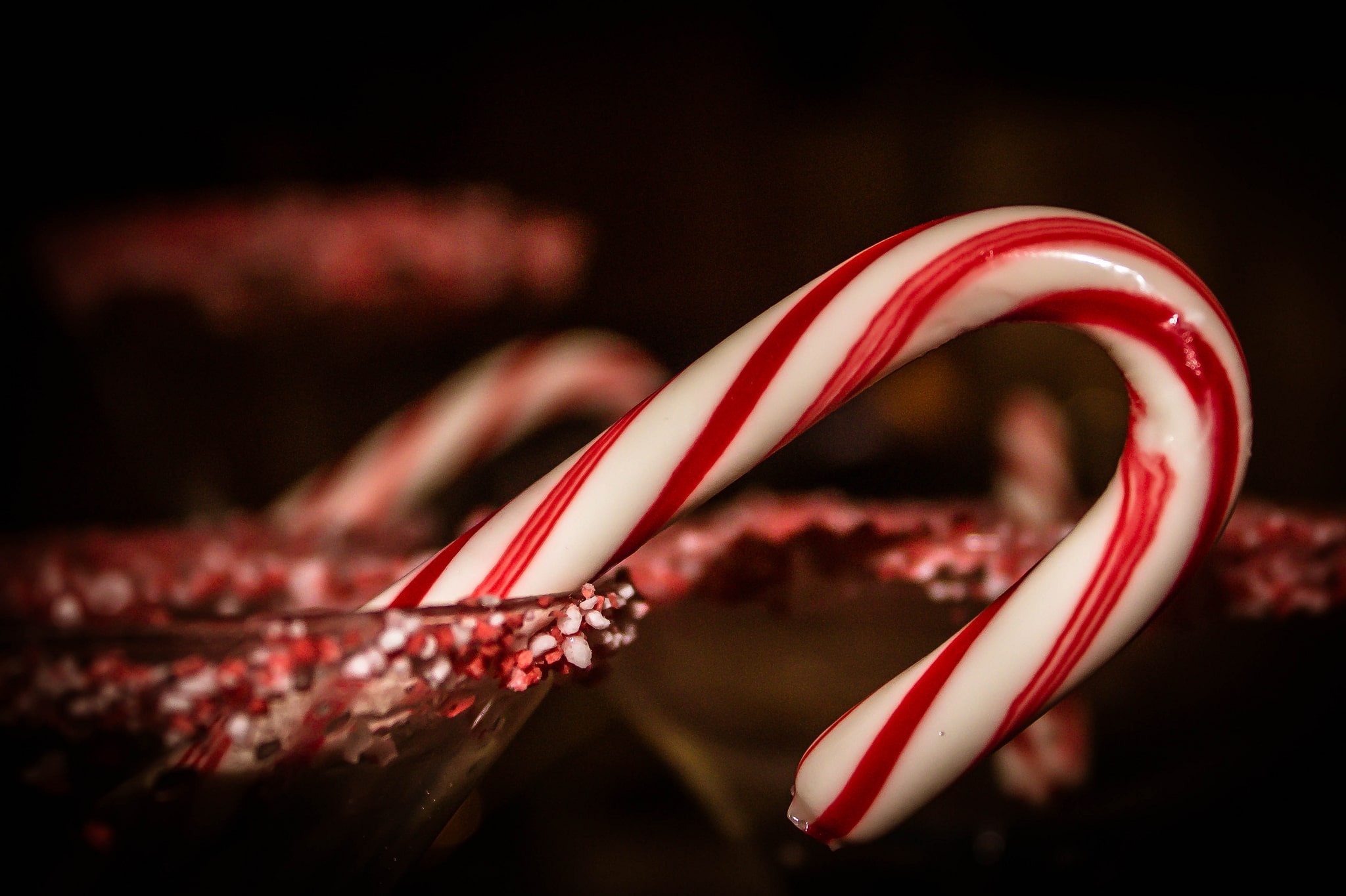 Red and white swirls, Christmas treat, Yummy delight, Festive decoration, 2050x1370 HD Desktop
