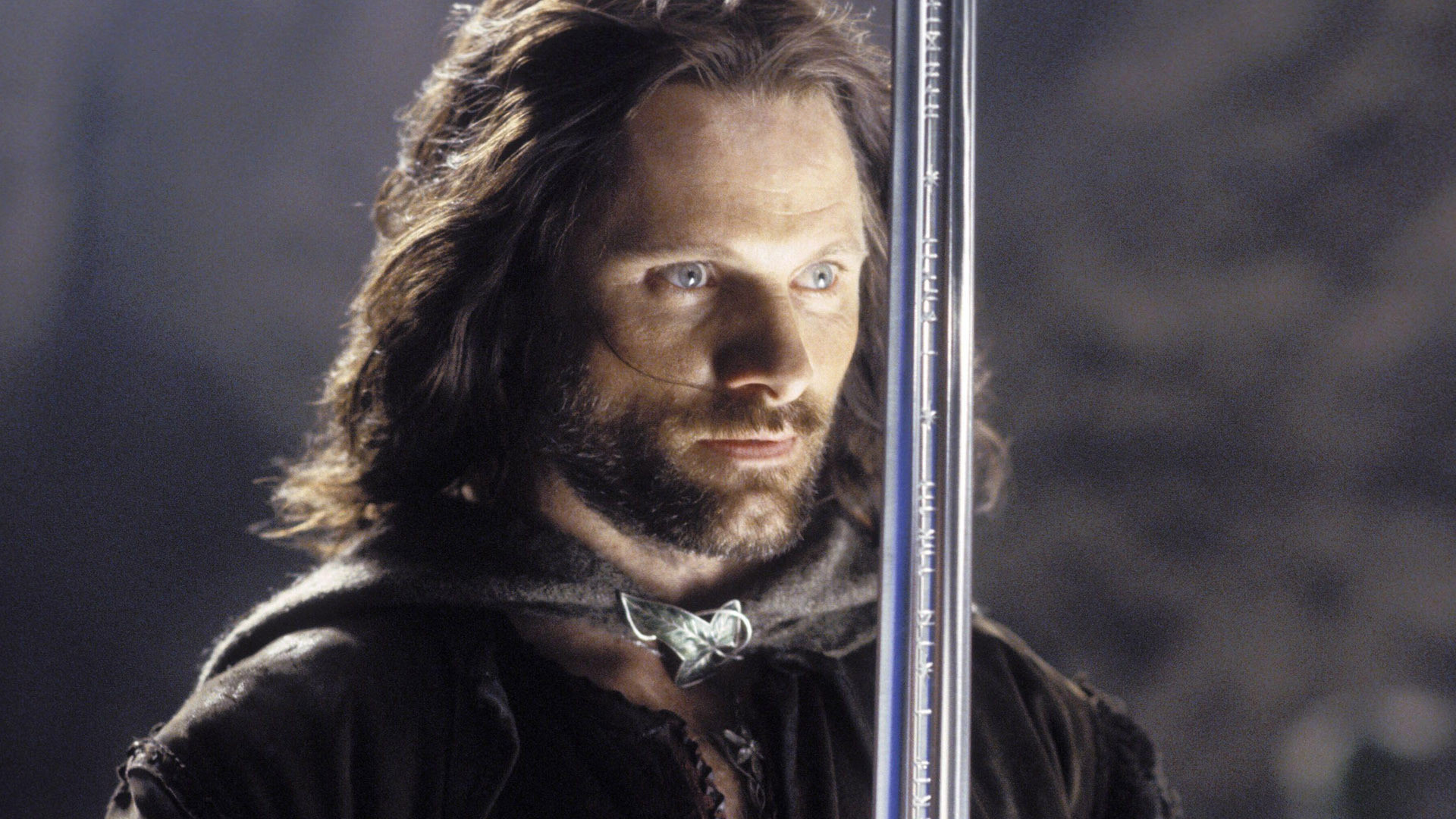 The Return of the King: The heir of Isildur, An ancient King of Arnor and Gondor. 1920x1080 Full HD Wallpaper.