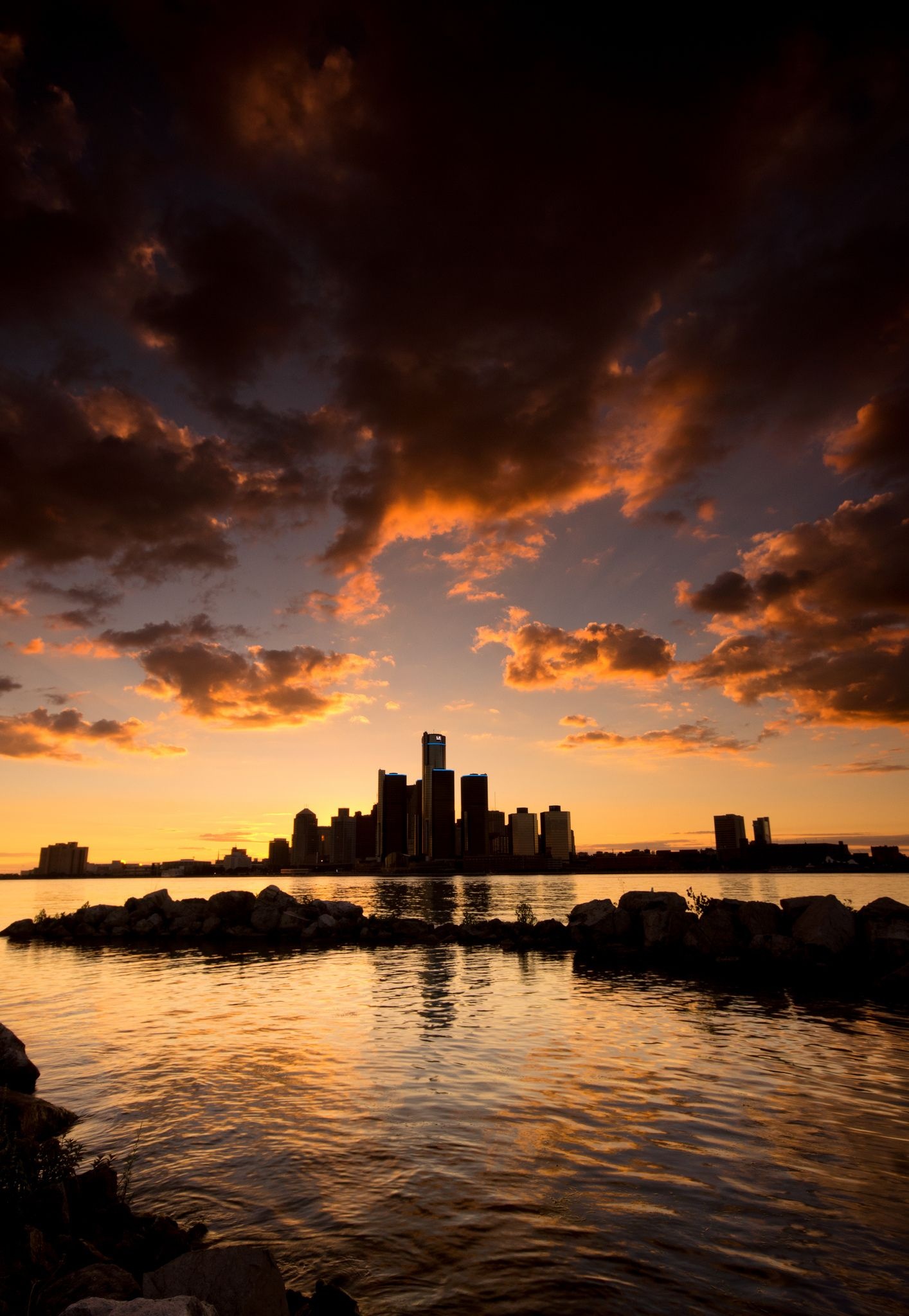 Detroit Skyline, Architectural marvel, Urban metropolis, Striking skyline, 1420x2050 HD Handy
