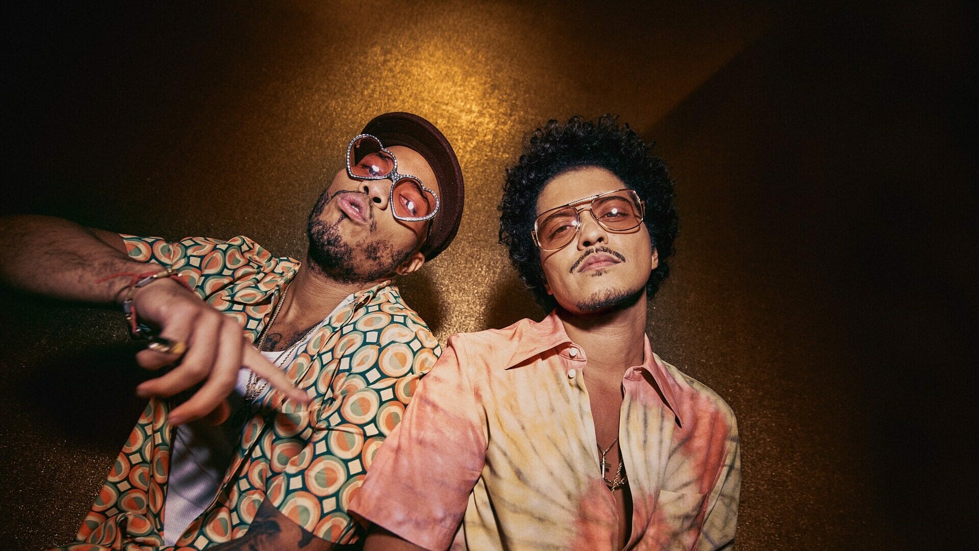 Silk Sonic: Bruno Mars, Anderson .Paak, The duo hosted a "Summertime Jam" in 2021. 1920x1080 Full HD Background.