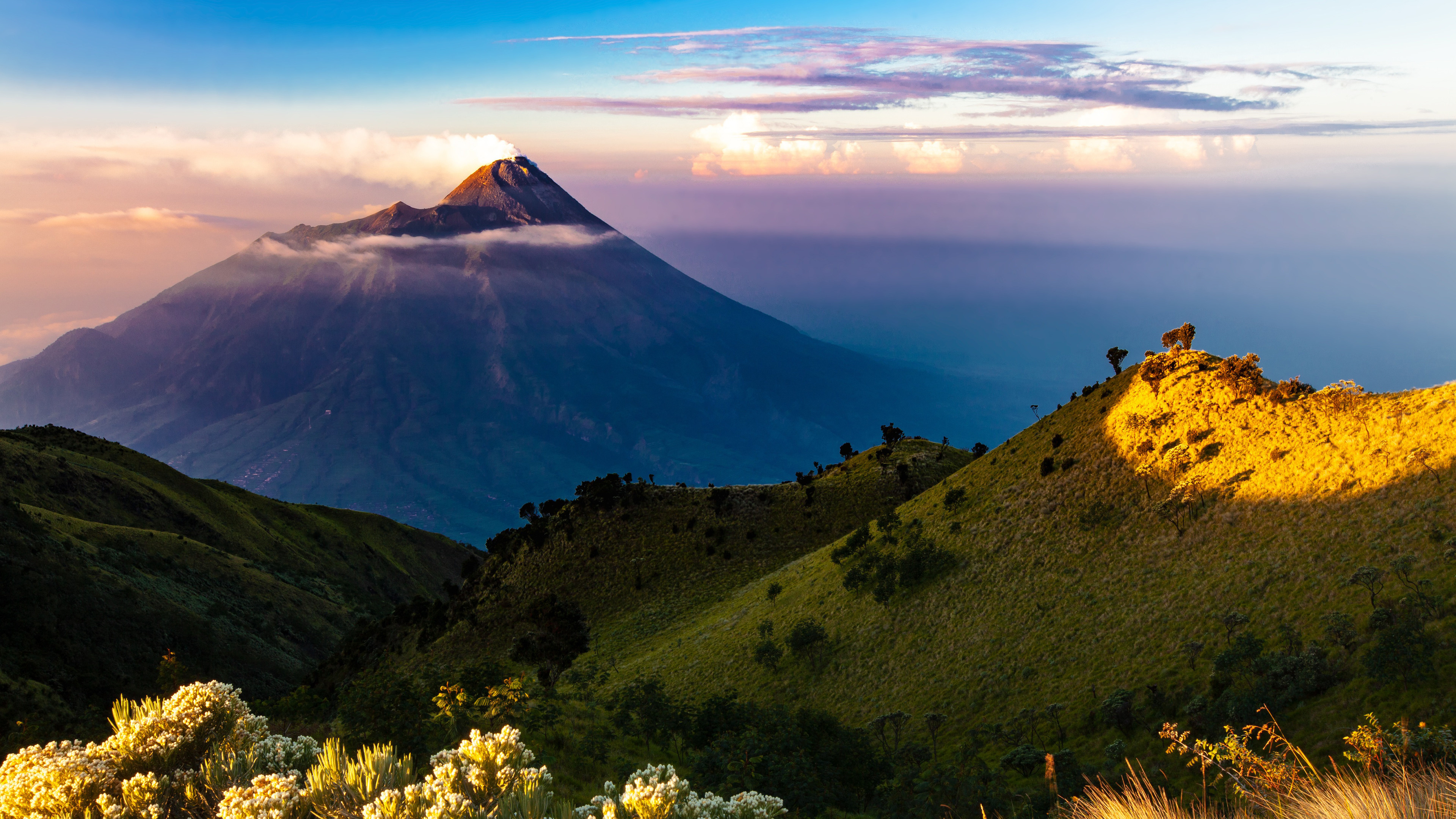 Java island's volcano, Serene nature's spectacle, Stunning 4k wallpaper, Scenic landscape, 3840x2160 4K Desktop