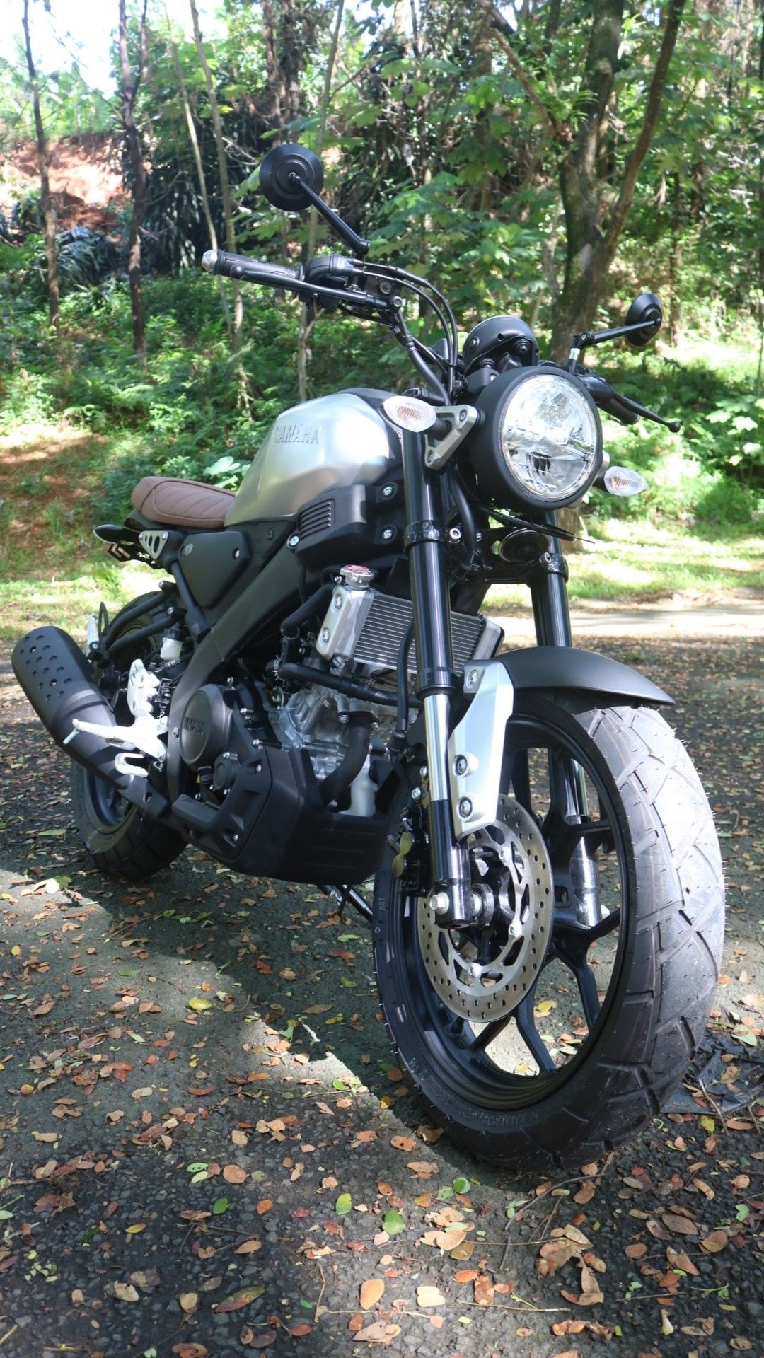 Yamaha XSR 155, Bike modifications, Street bike, Sporty motorbike, 1080x1920 Full HD Phone