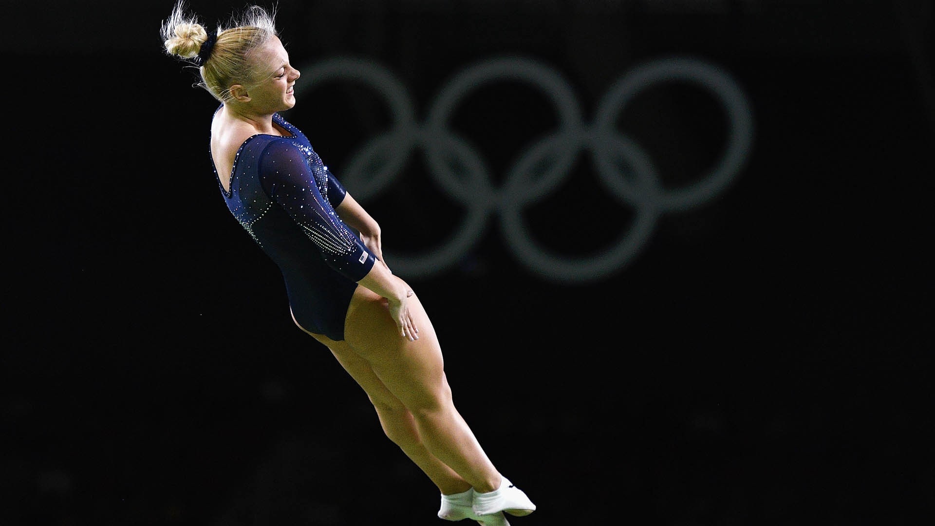 Trampoline gymnastics: Nicole Ahsinger, The 2018 Pan American Gymnastics Championships gold medalist. 1920x1080 Full HD Wallpaper.