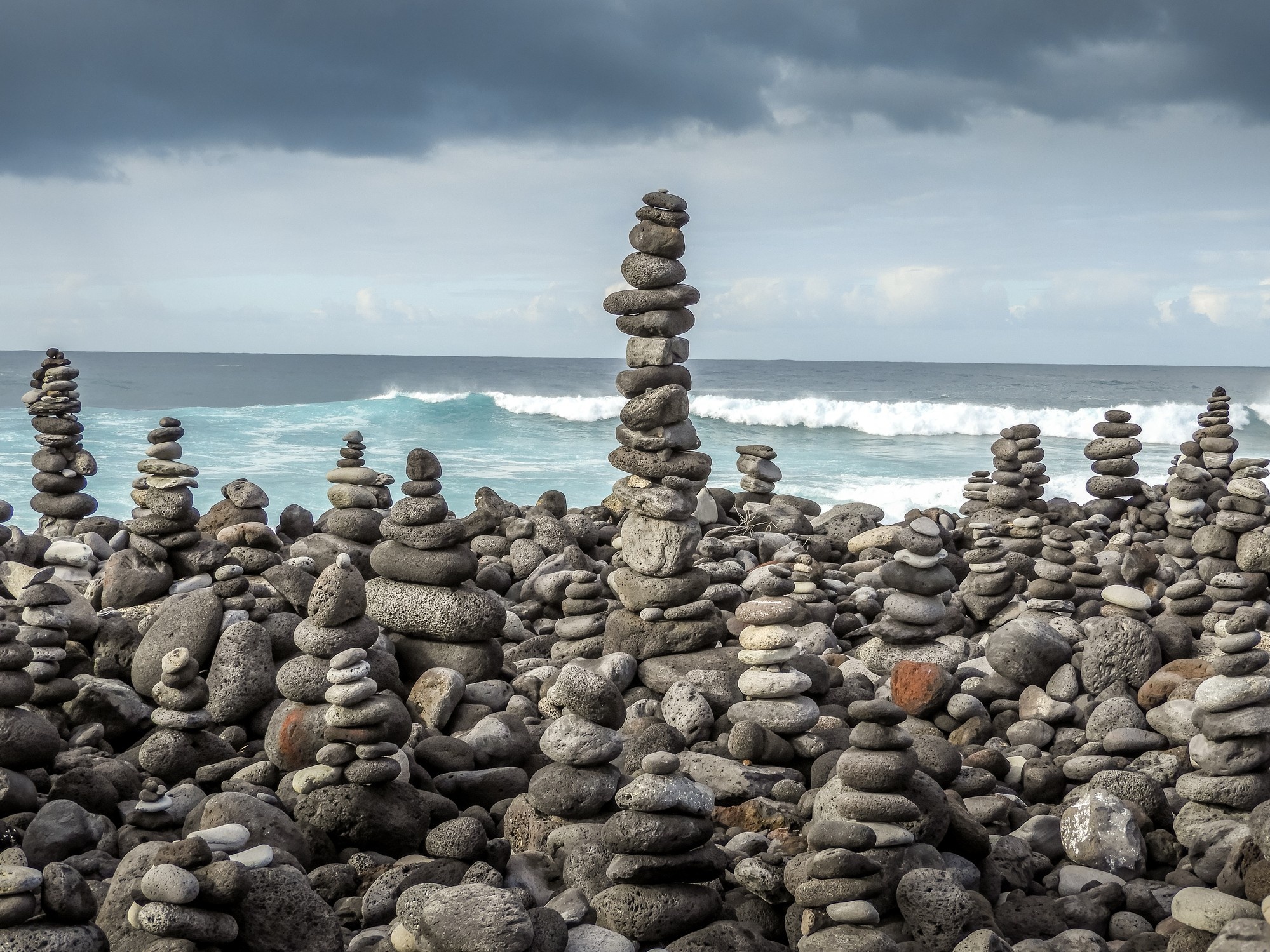 Stone towers, Beach, Tenerife, 2000x1500 HD Desktop