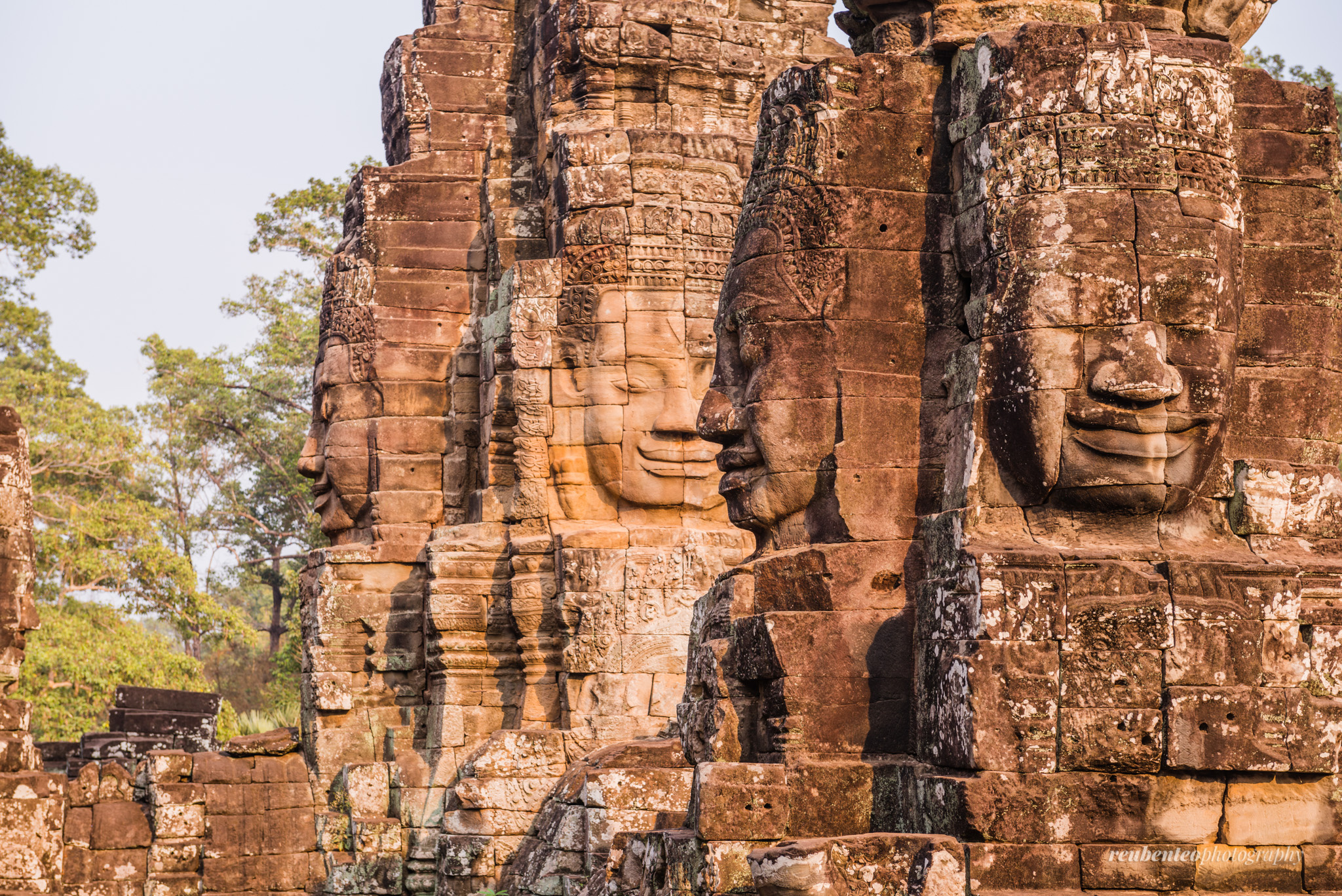 Angkor Siem Reap, Bayon Temple, Reuben Teo photography, Smiles, 2050x1370 HD Desktop