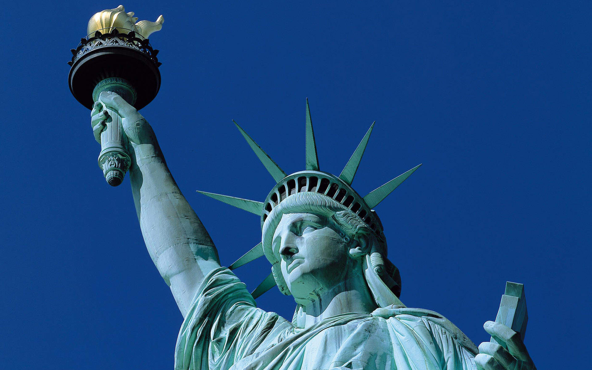 NYC Statue of Liberty, Close up, 1920x1200 HD Desktop