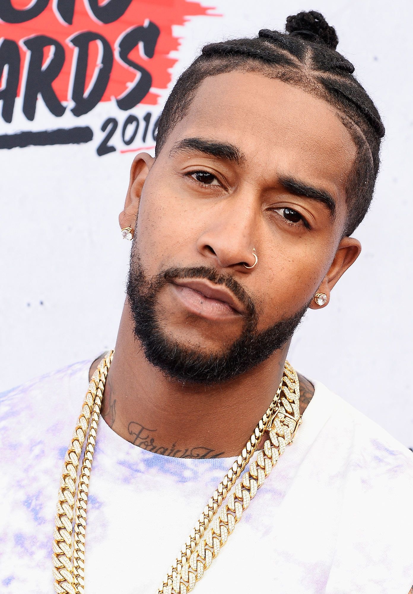 Omarion discusses relationship with dad, The Masked Singer, 1400x2000 HD Phone