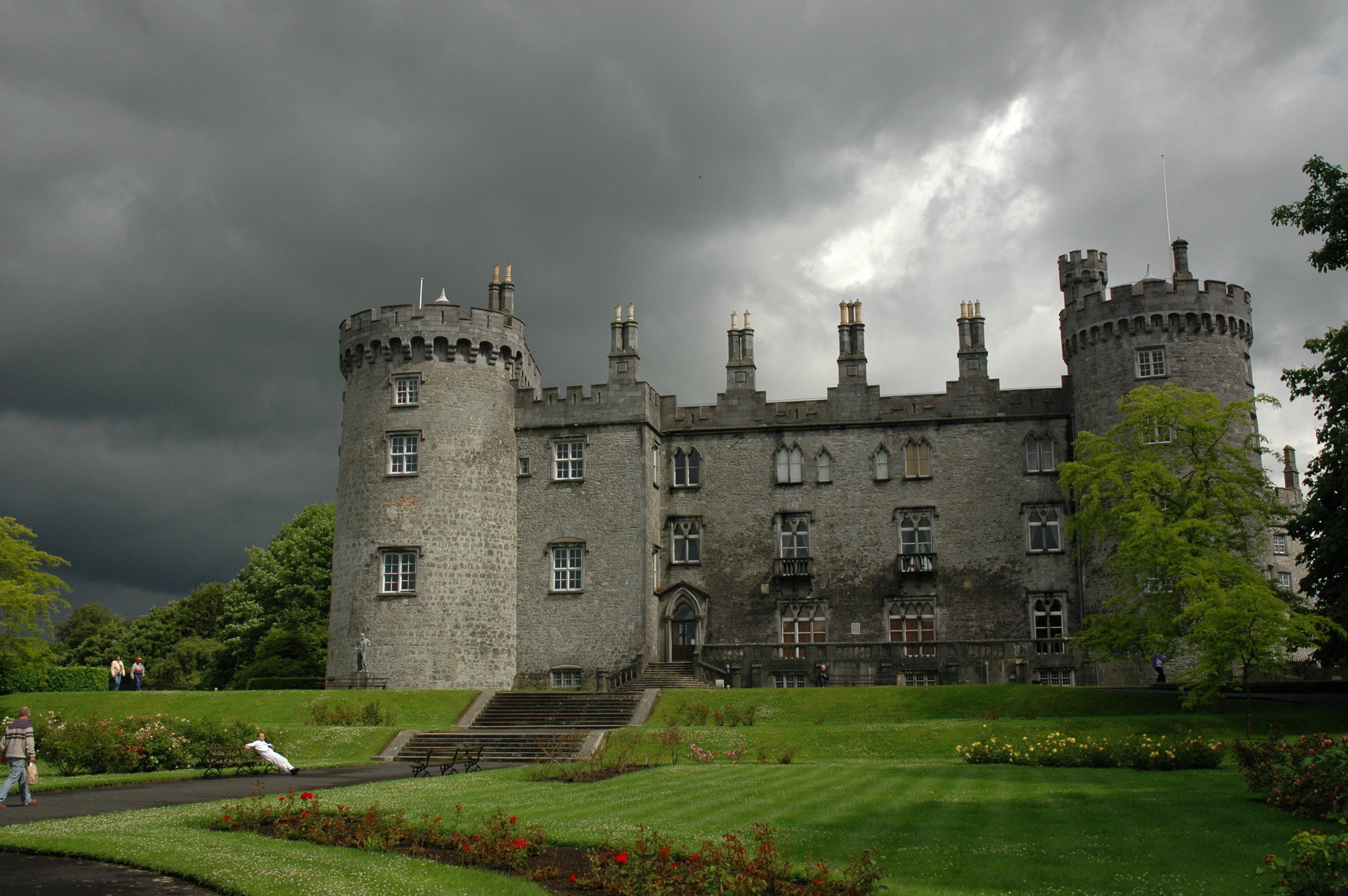 Kilkenny Castle, Irish Castle Wallpaper, 2560x1710 HD Desktop