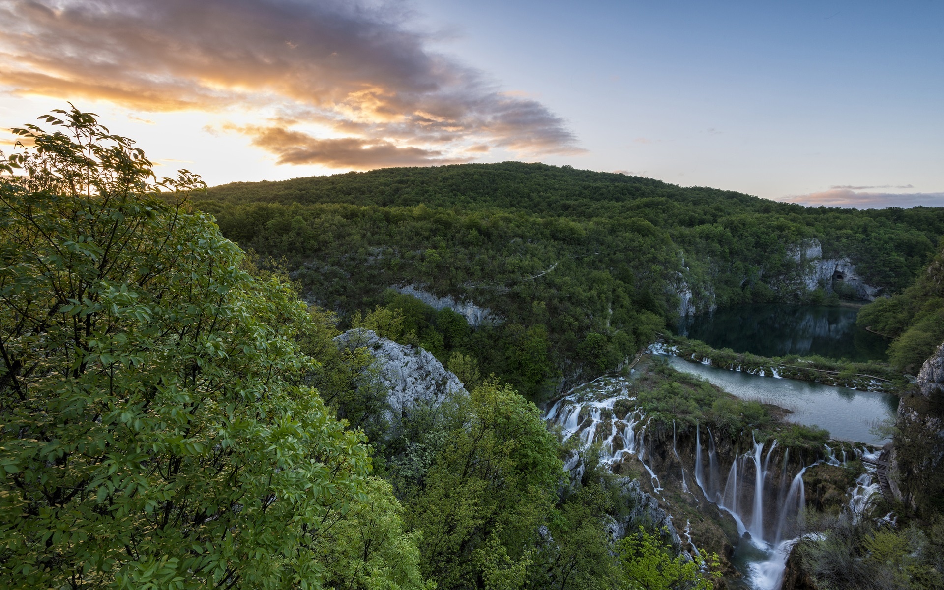 Plitvice Lakes National Park, Croatia, Waterfalls, Mountains, 1920x1200 HD Desktop