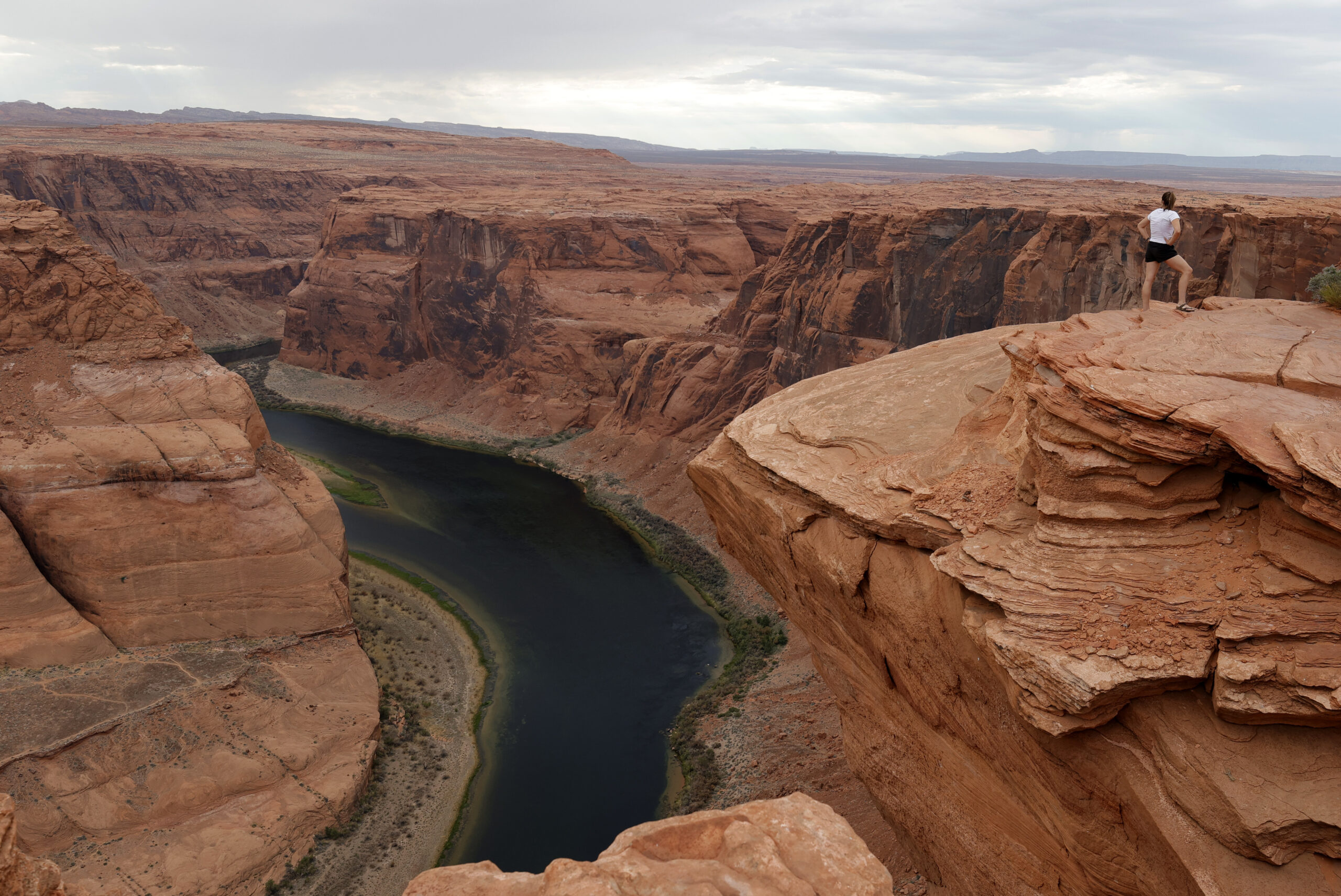 Climate change impact, Colorado River's alteration, States and tribes, Drought struggle, 2560x1710 HD Desktop