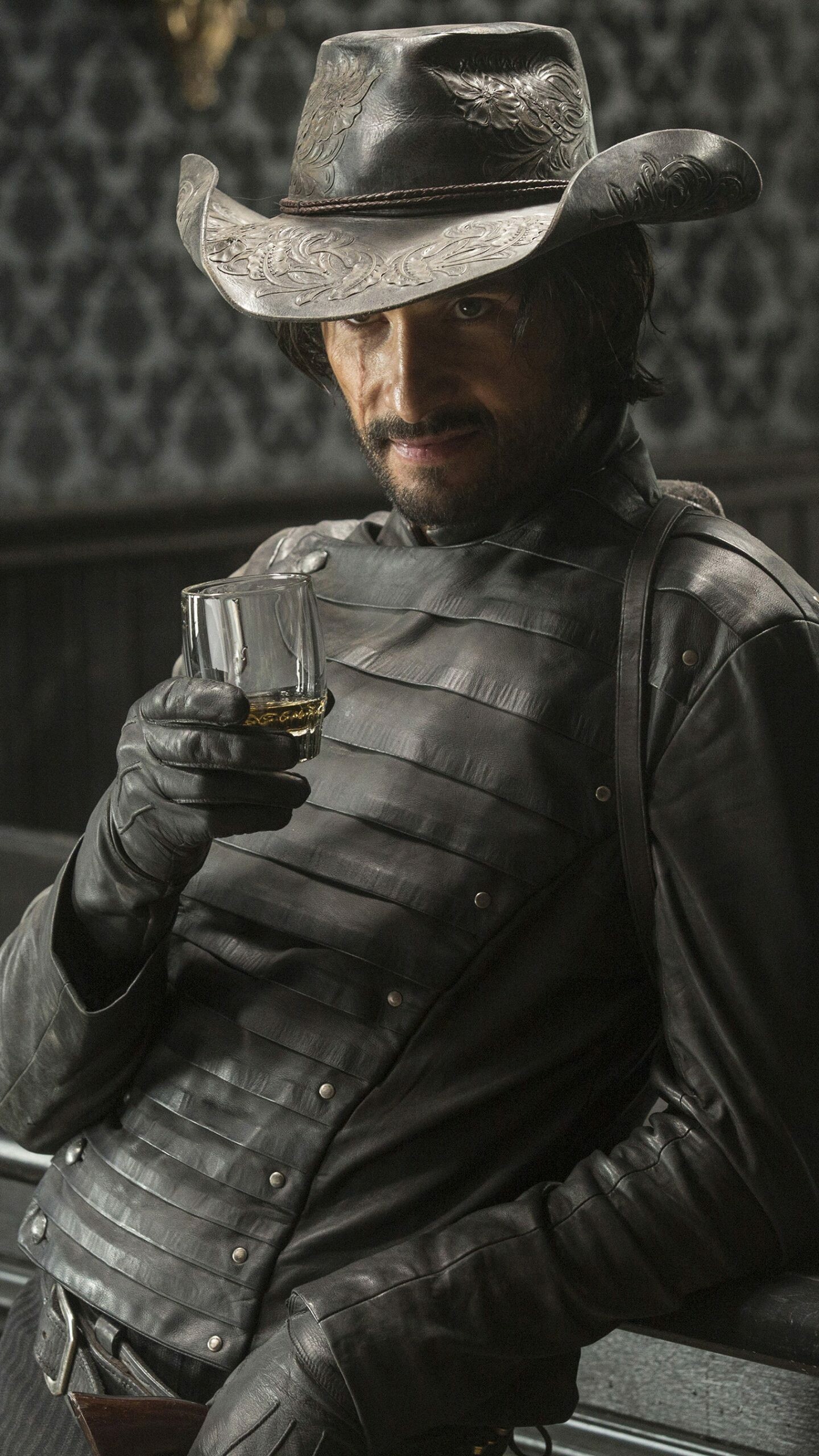 Westworld: Rodrigo Santoro as Hector Escaton, Most Wanted bandit. 1440x2560 HD Wallpaper.