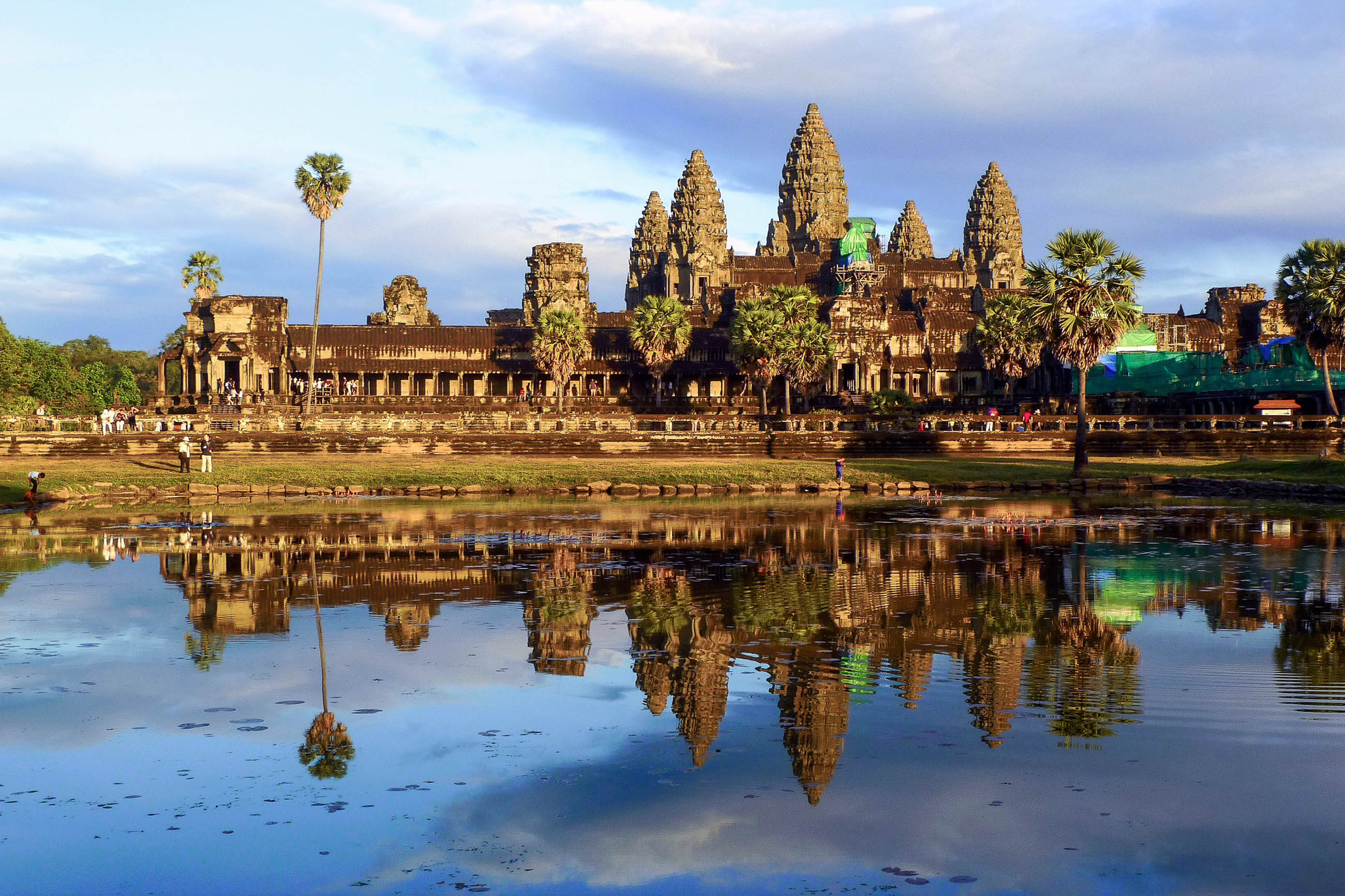Angkor Wat, Architectural marvel, Cambodian history, Stunning photography, 2600x1740 HD Desktop