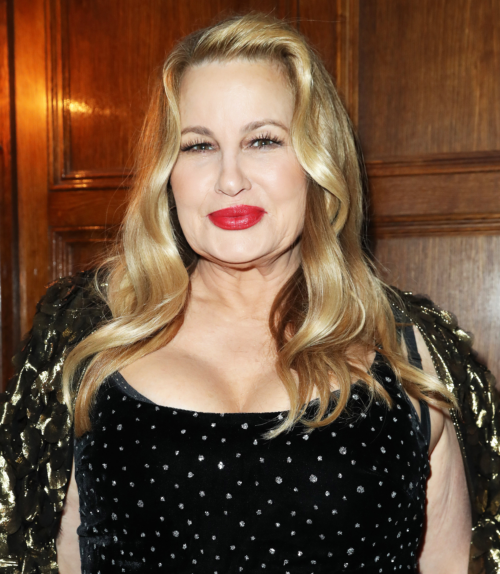 Jennifer Coolidge, 25 things, Unknown facts, 1740x2000 HD Handy