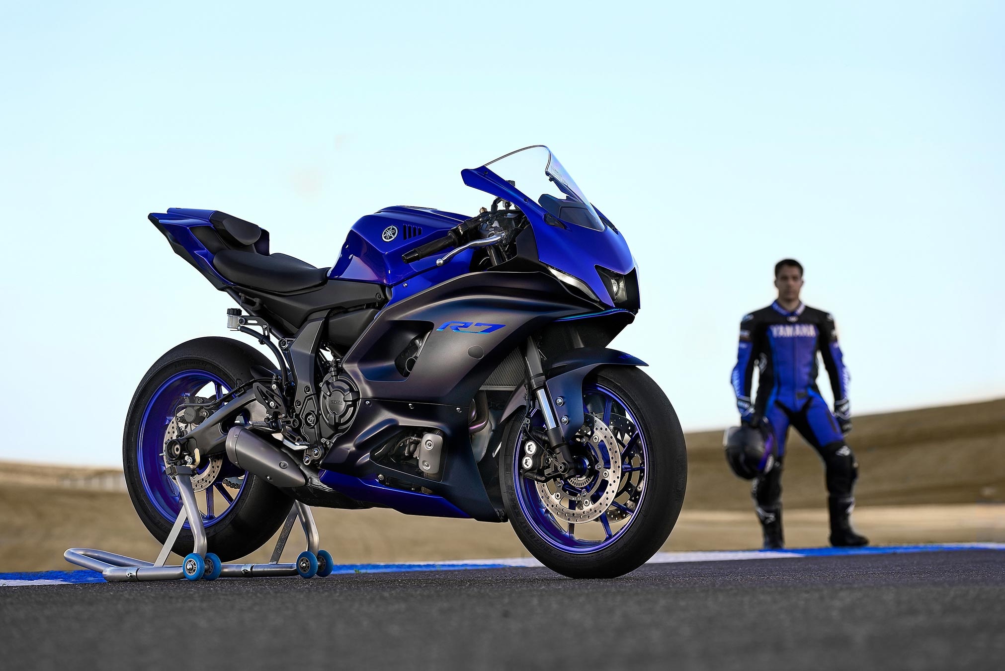 Yamaha YZF-R7, Sporty motorcycle, Dynamic performance, Two-wheeled power, 2030x1360 HD Desktop